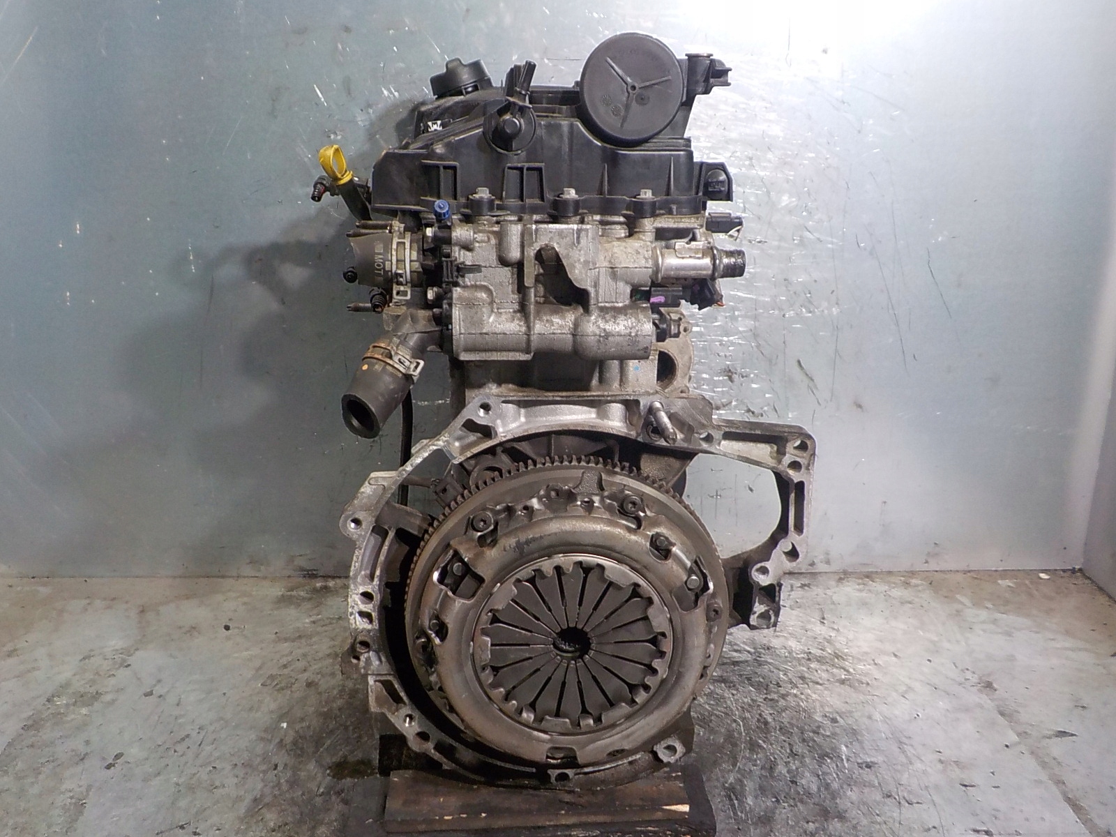 PEUGEOT 208 2008 CITROEN C3 III DS3 engine 1.2 PURETECH VTI HM01 HMZ 120TYS