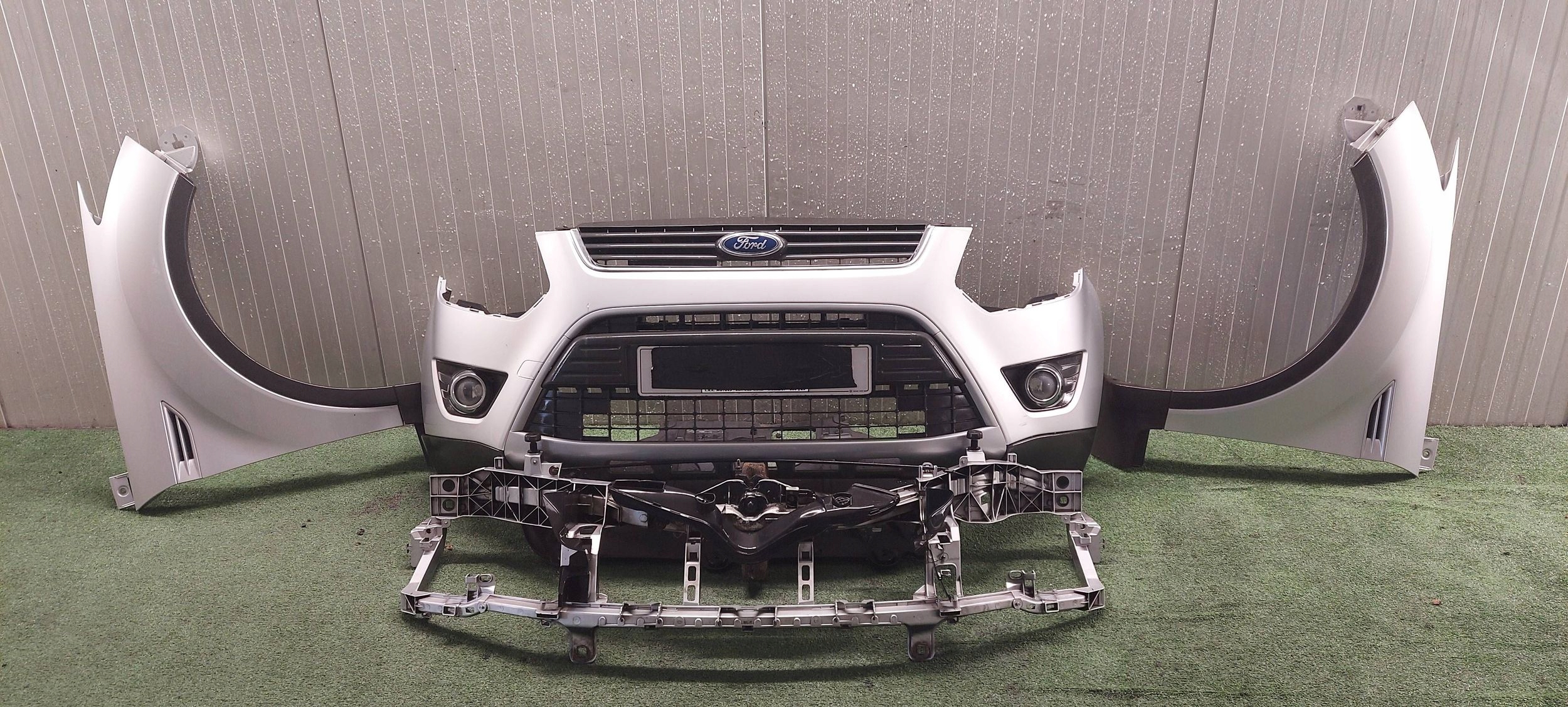 bumper front +support FORD KUGA MK1 08-12 LAK: 08 O8