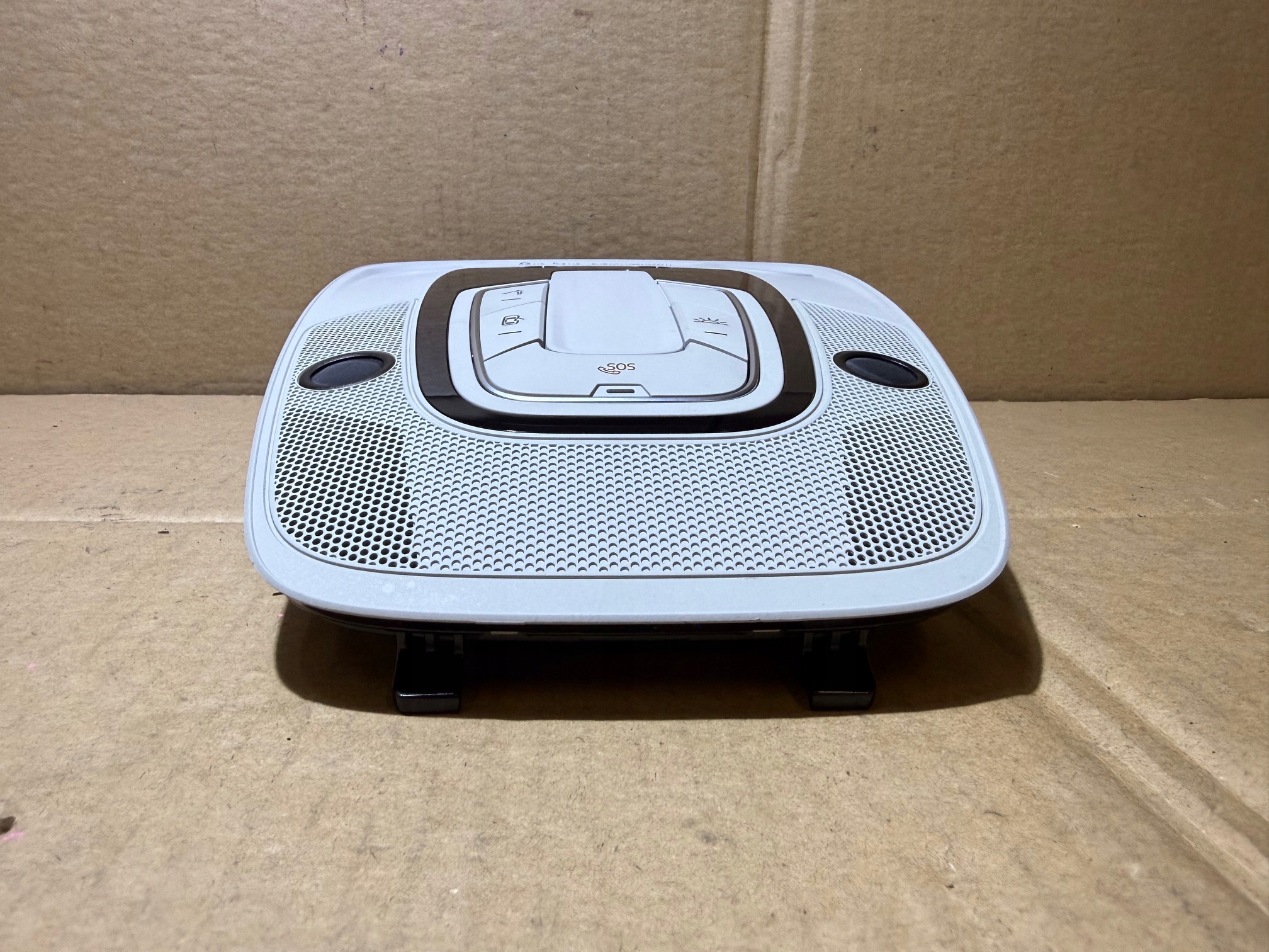 AUDI A6 C8 A4 B9 A5 light OSWIETLENIE PODSUFITK cabs 4K0947135AE