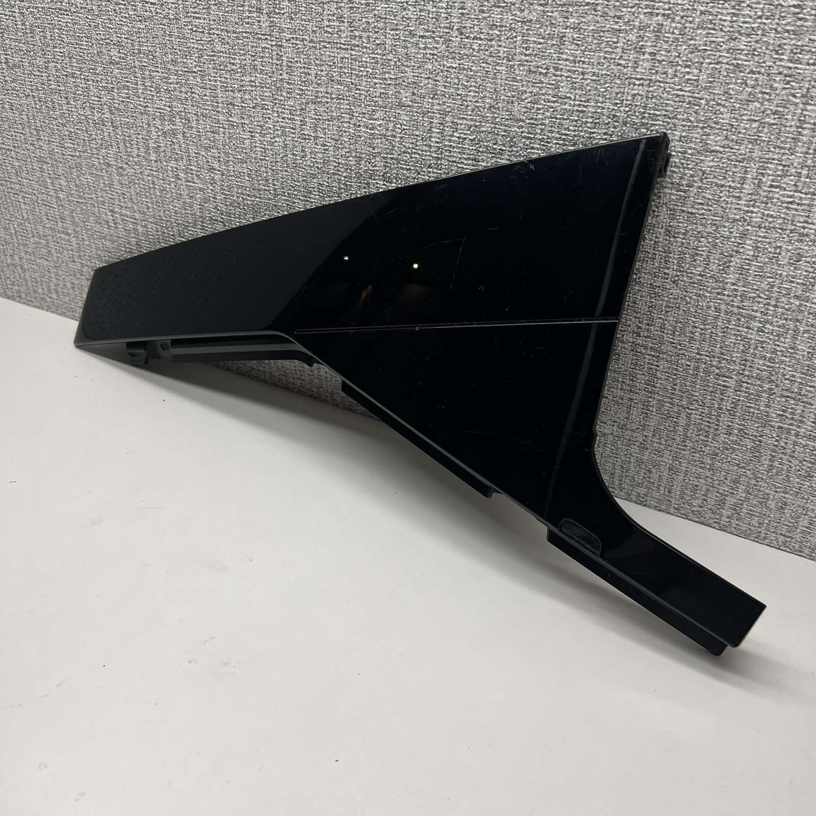 VOLVO XC60 II moulding SLUPKA C left 32216047