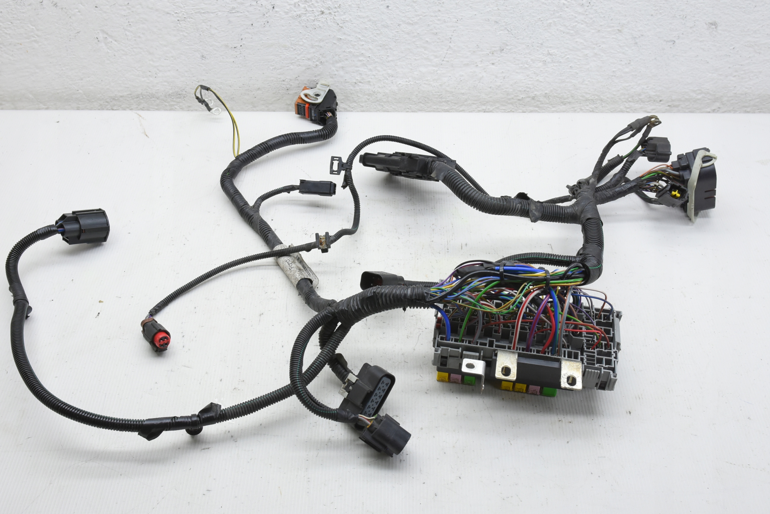 AC1T-9K499FLA - TRANSIT MK7 2.2 TDCI УСТАНОВКА МОТОРНОГО ОТСЕКА