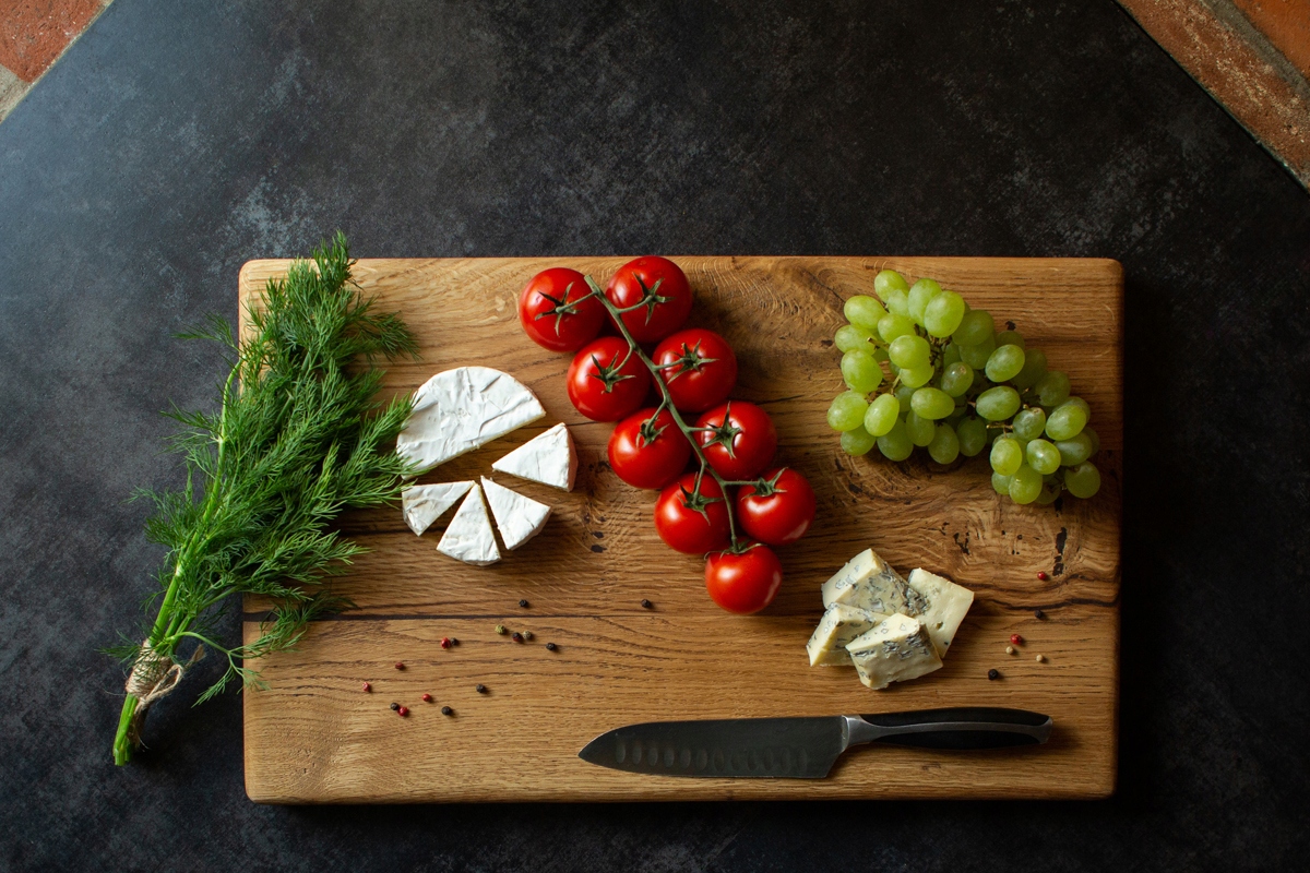 

Drewniana deska do krojenia dębowa Slim 40x30x2 cm