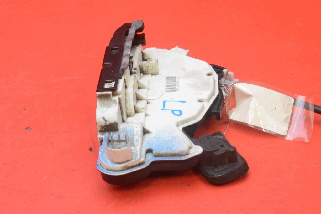lock door left front front EU 5K1837015B VW GOLF 6 VI 5D HB 08-15