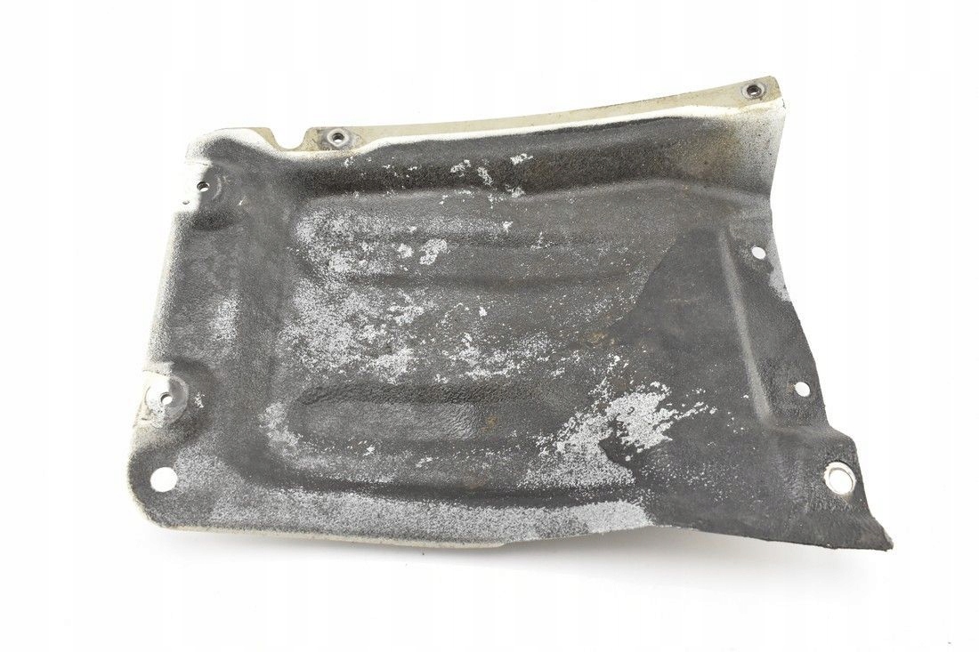 Арка колеса правая задняя крышка брызговик L200 V 14-