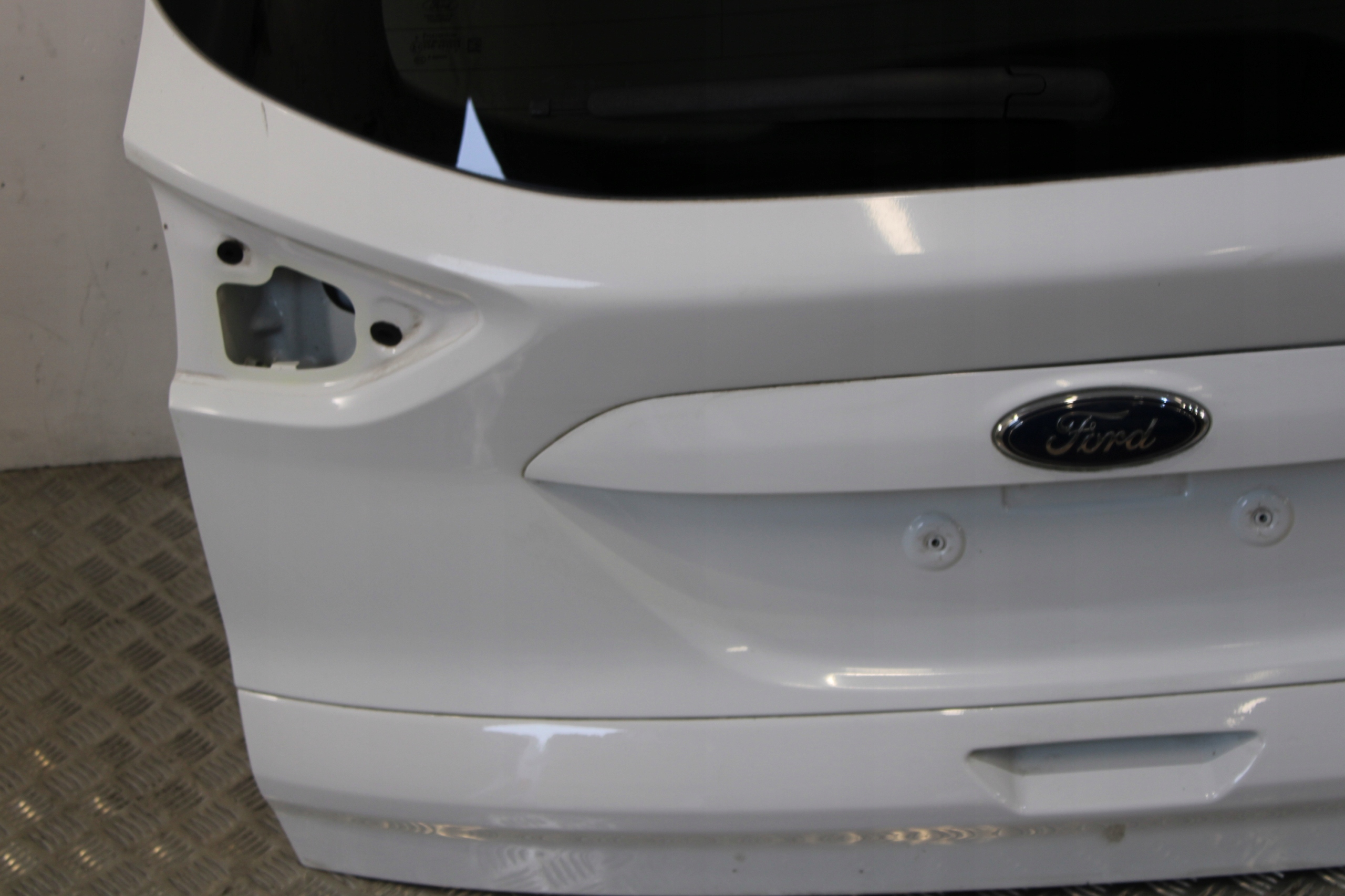 trunk door boot rear part rear complete below KAMERE FORD KUGA MK2