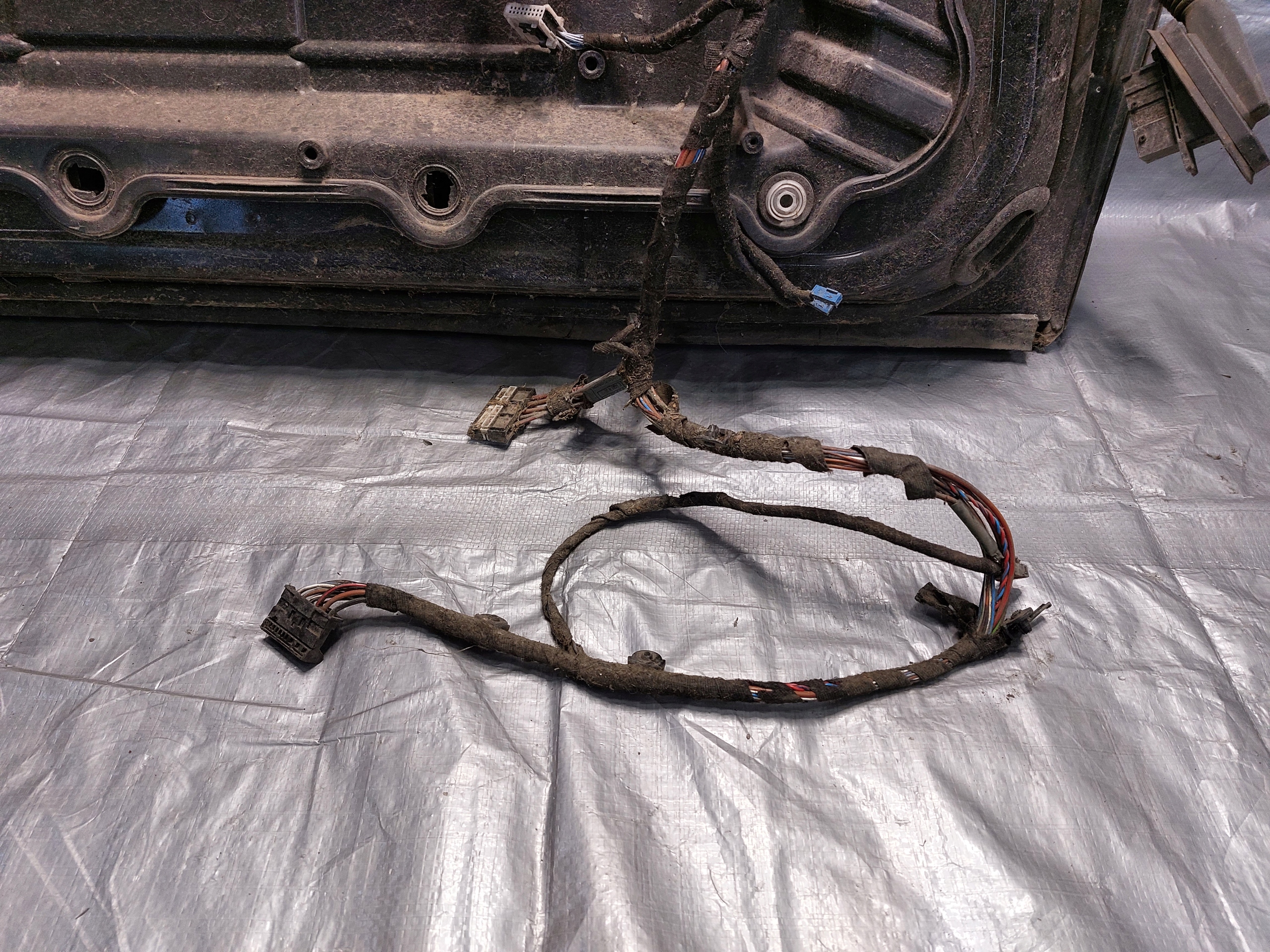 dvere Ľavé predné BMW E65