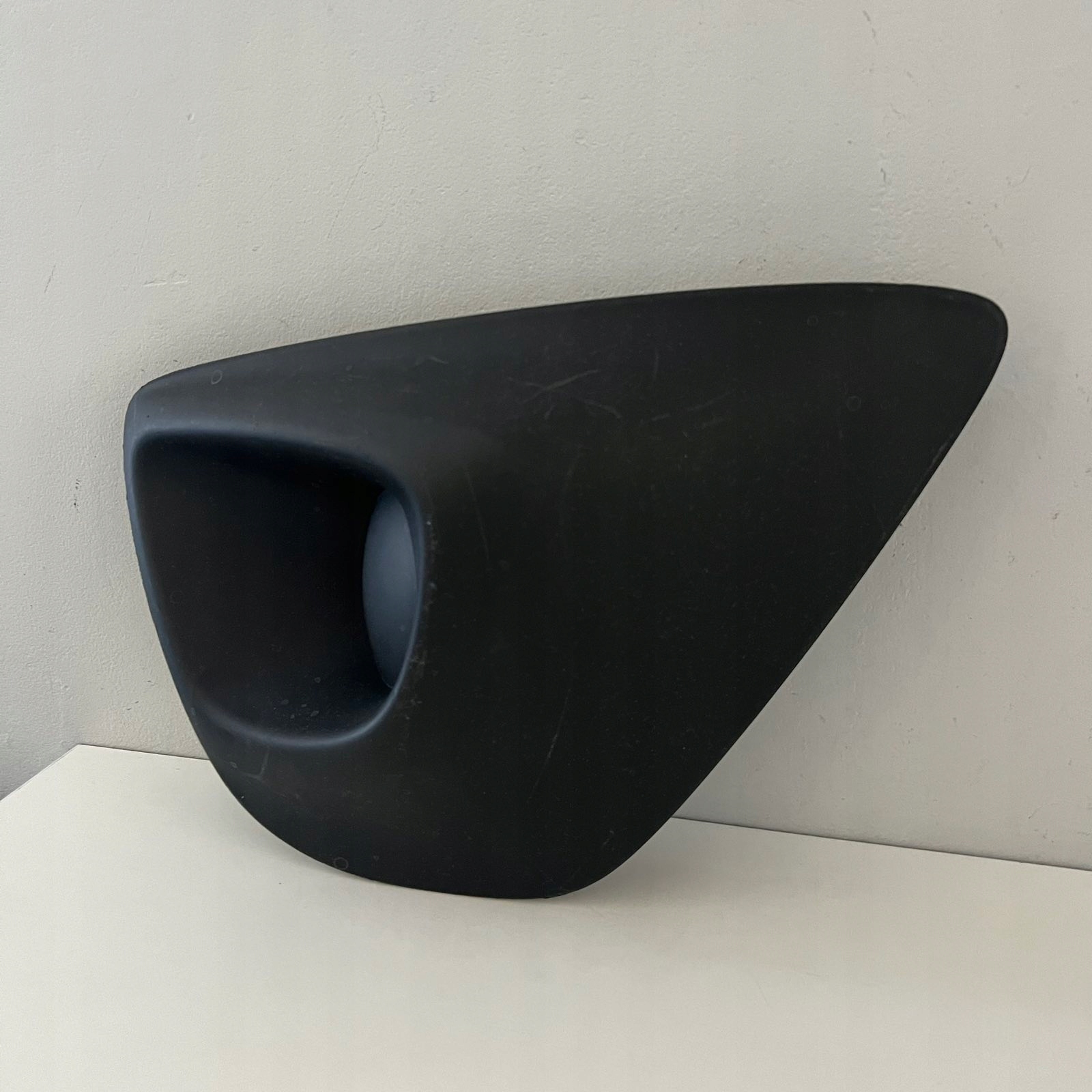 OPEL VIVARO B 2014-2019 left grid of a bumper front 263317632R 93867875