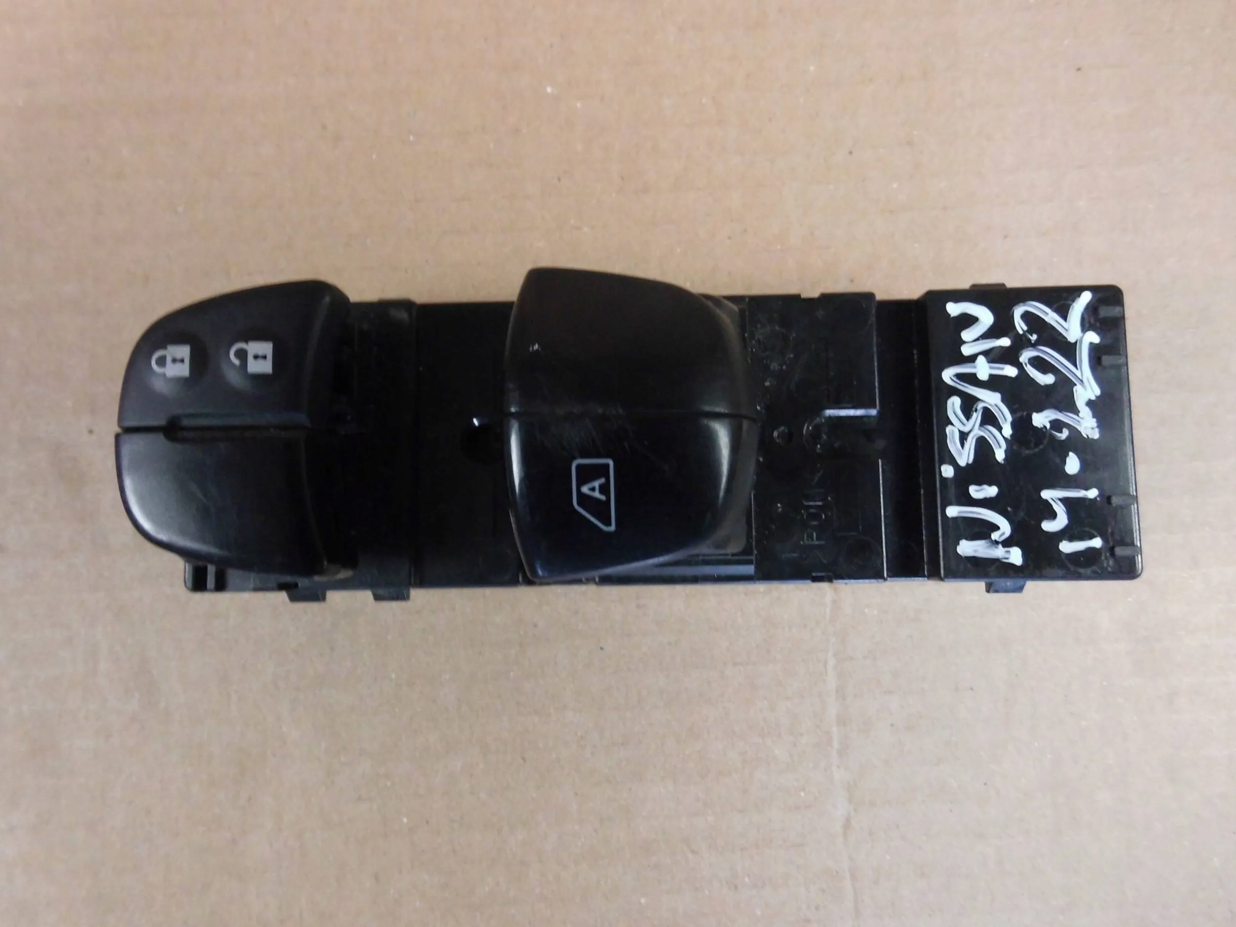 Nissan Micra K14 3D window control switch front left
