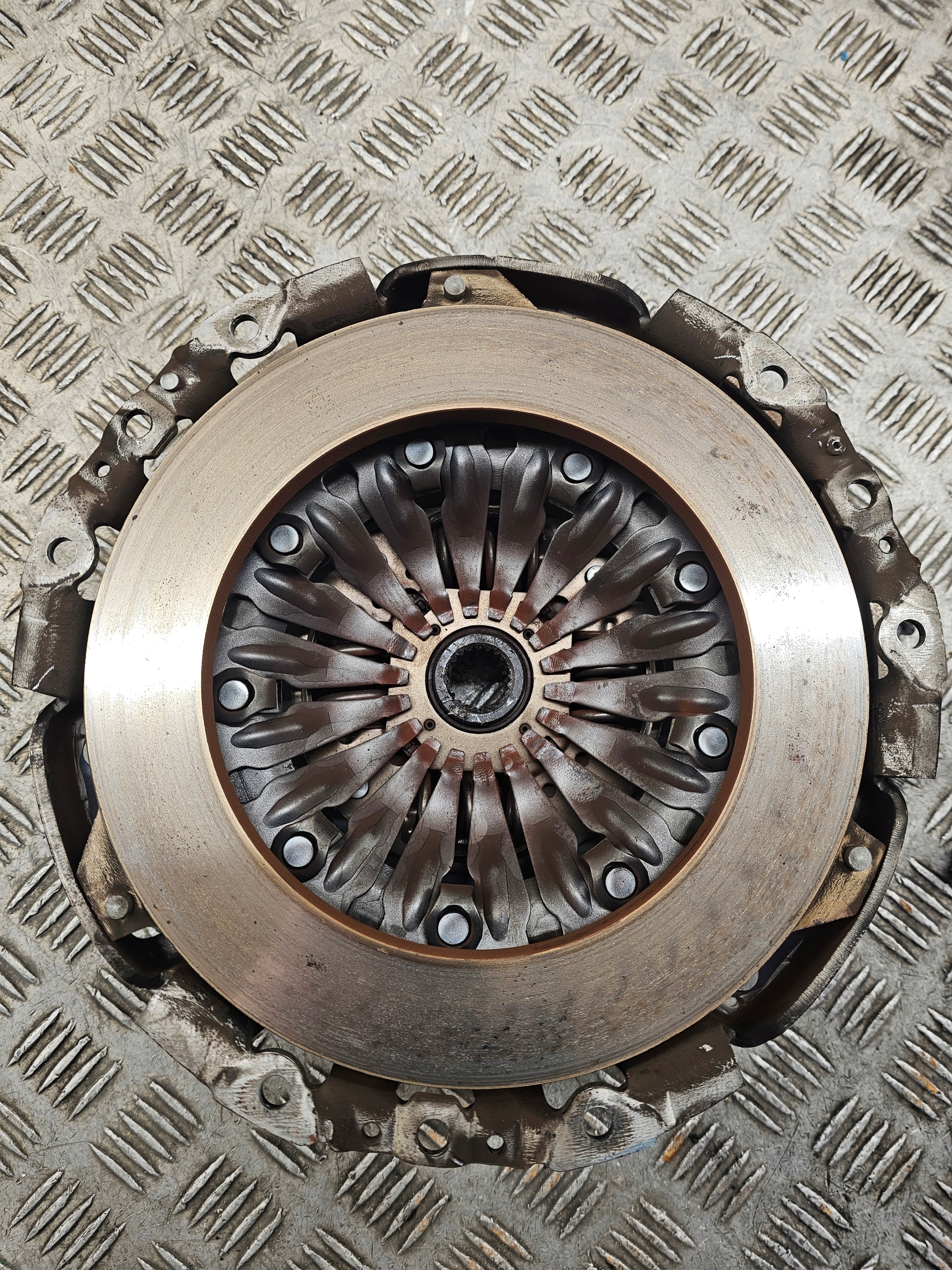 RENAULT MASTER II LIFT 2.5 DCI clutch KOMPLET 3082654619