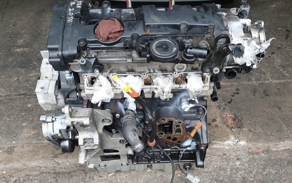 seat ALTEA xl 07r 2.0 TFSI Двигатель