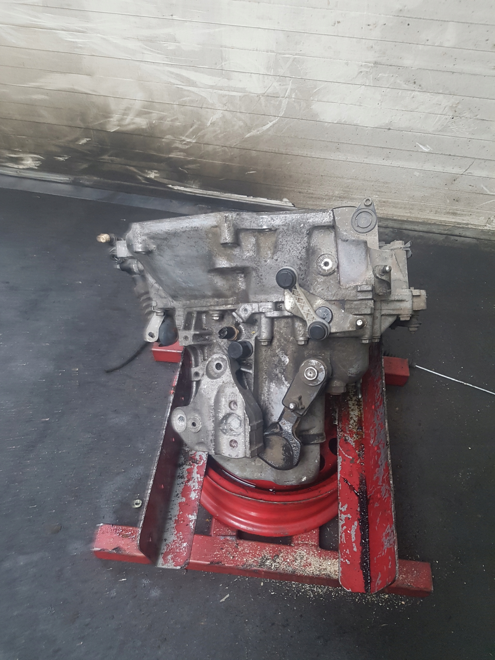 Getriebe MANUALNA CITROEN C3 20A701