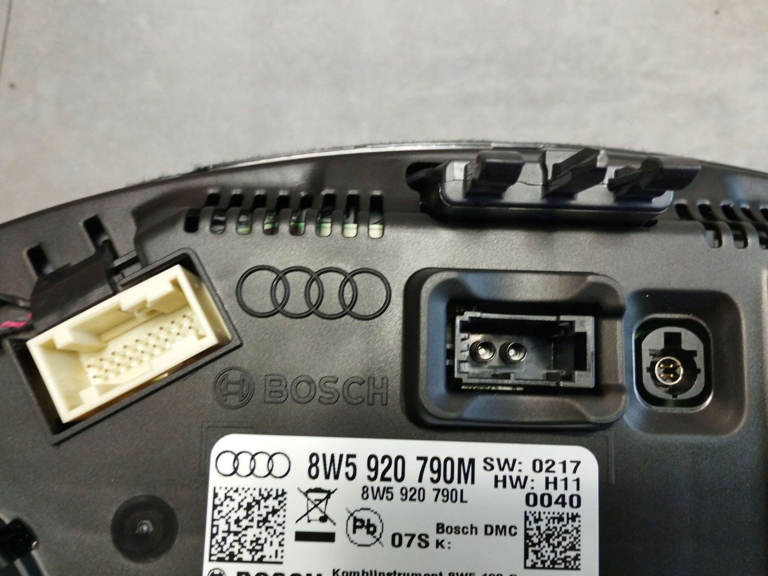 Audi A4 S4 B9 8W dials virtual cockpit 8W5920790L
