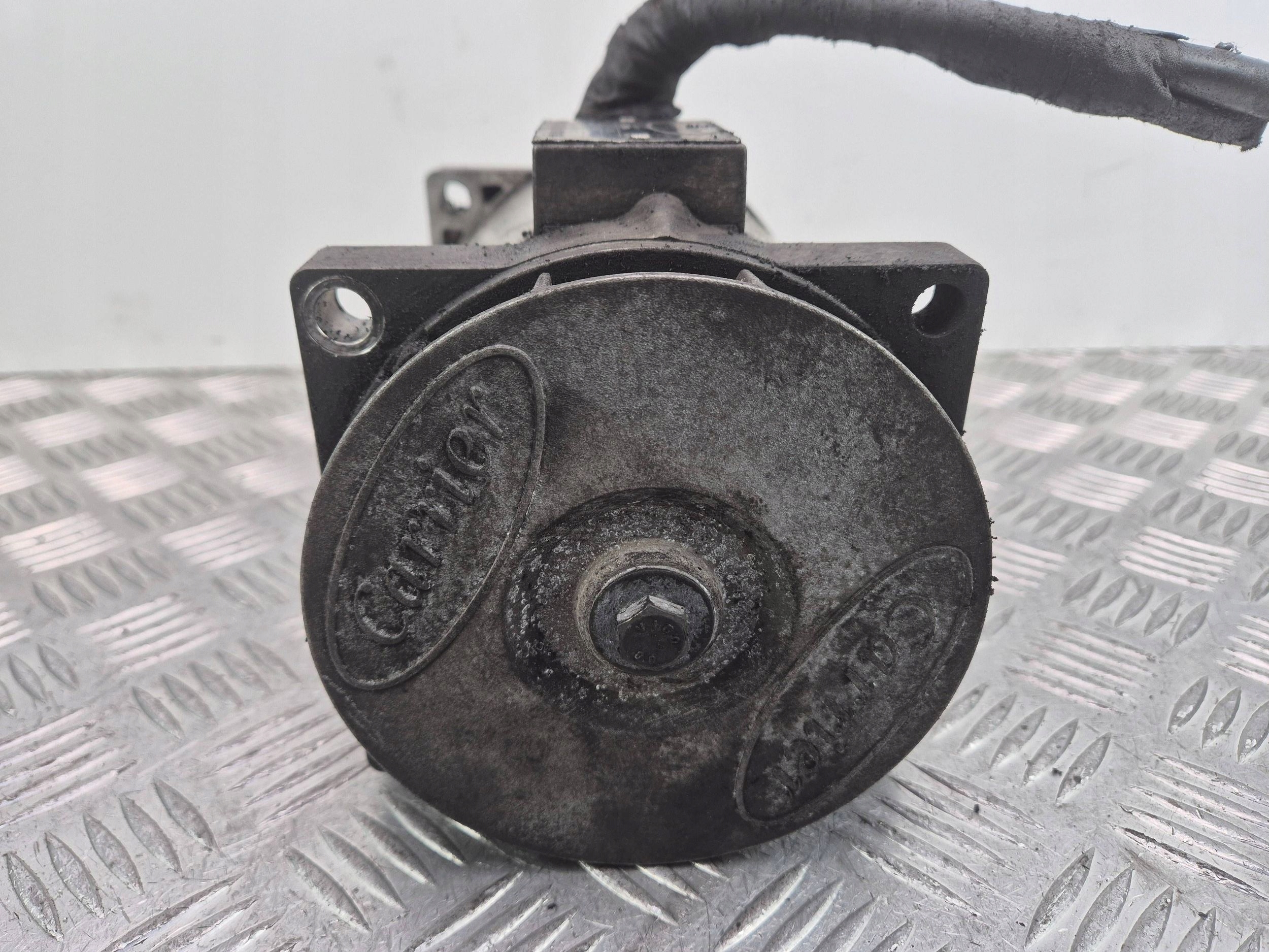 Mercedes 2.2 CDI SPRINTER W906 230V Alternator 540063630 651.955