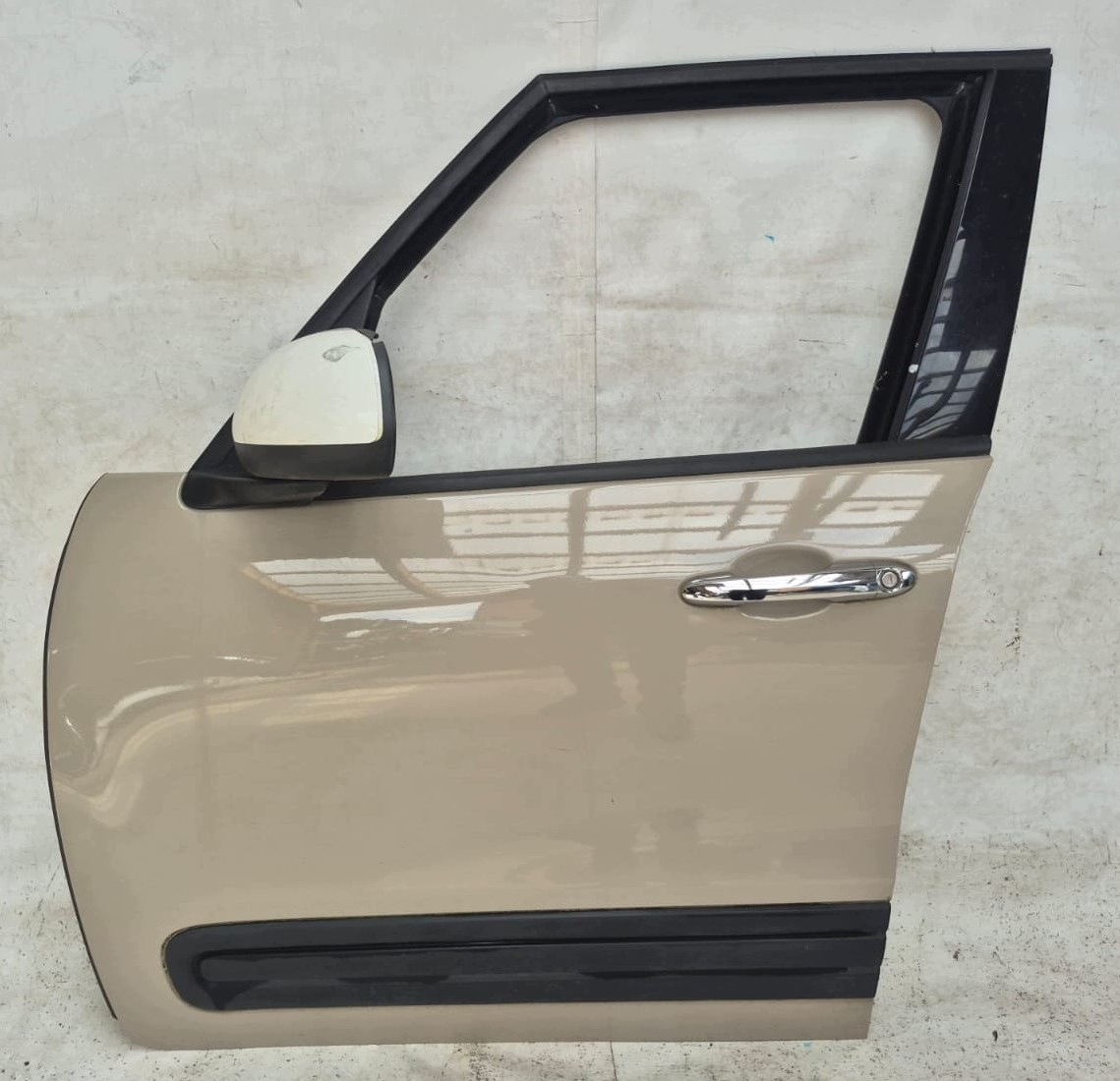 FIAT 500L 12- door left front front complete LAK.912/B