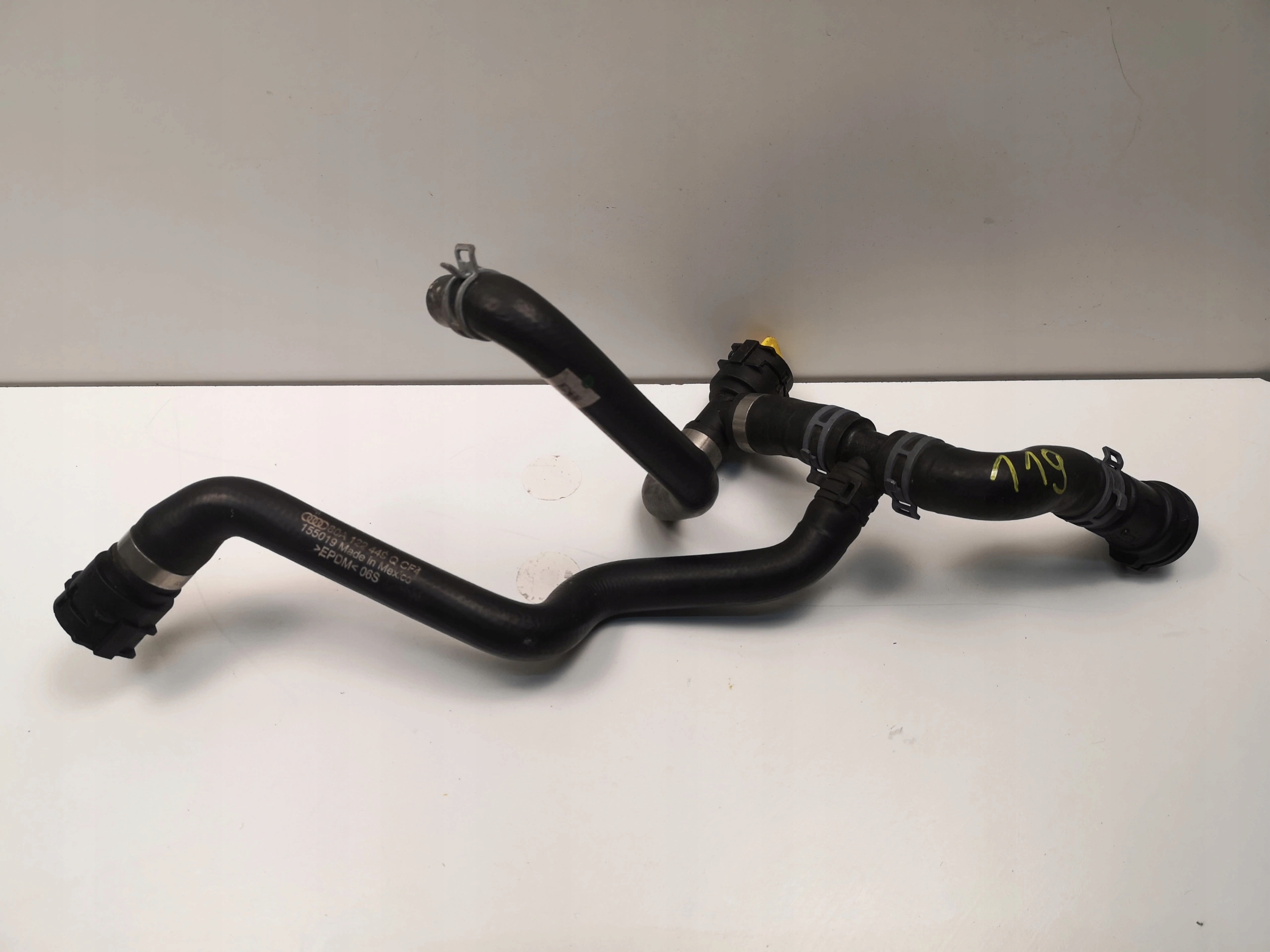 Audi Q5 II шланг для води 80A122449Q