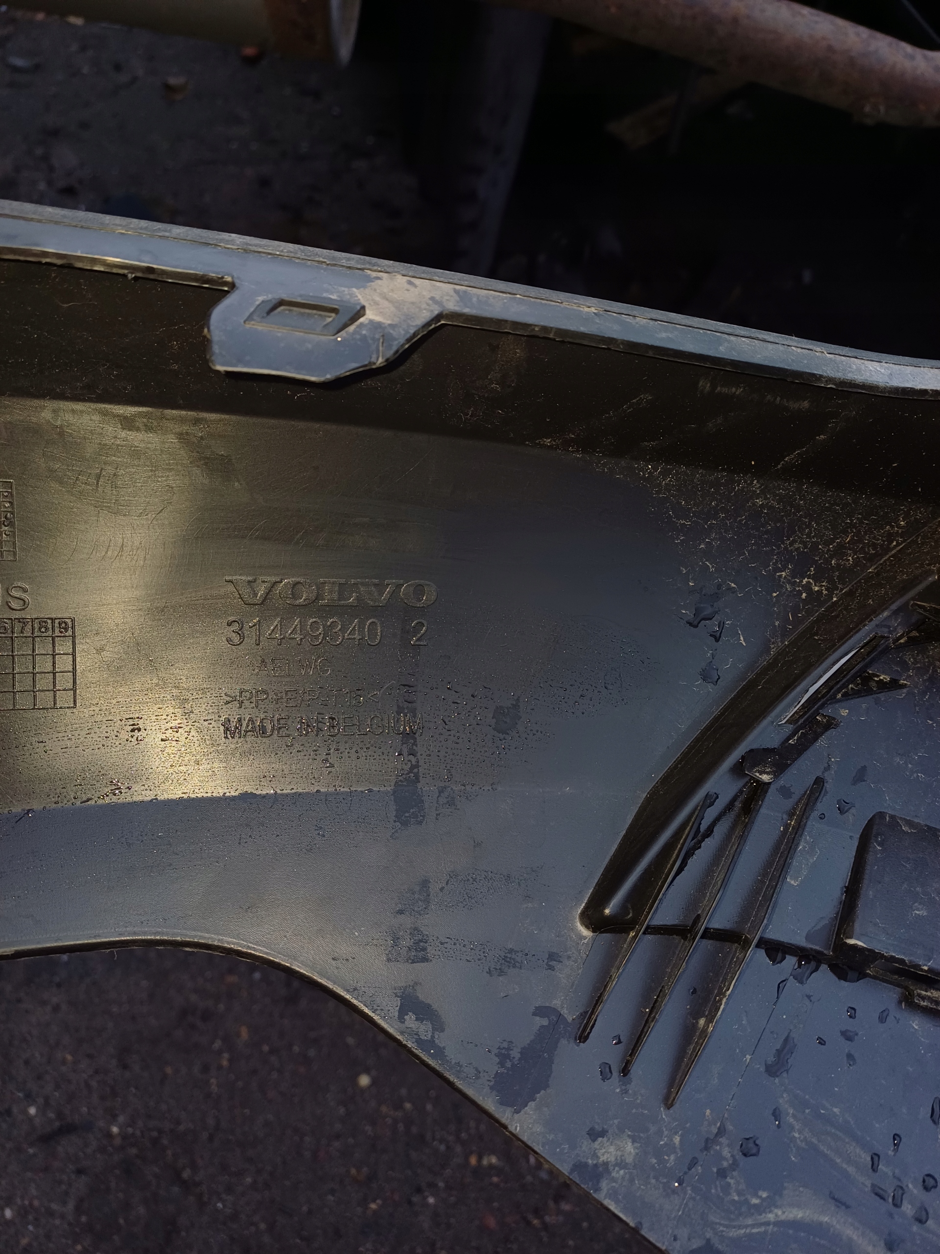 VOLVO XC40 18- SPOILER nárazníku předek