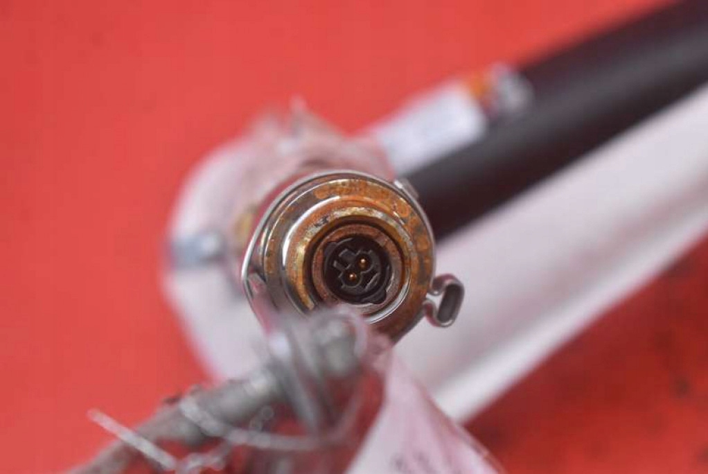 подушки безопасности подушка пиропатрон левый 1005261-00-D tesla MODEL S 12-20