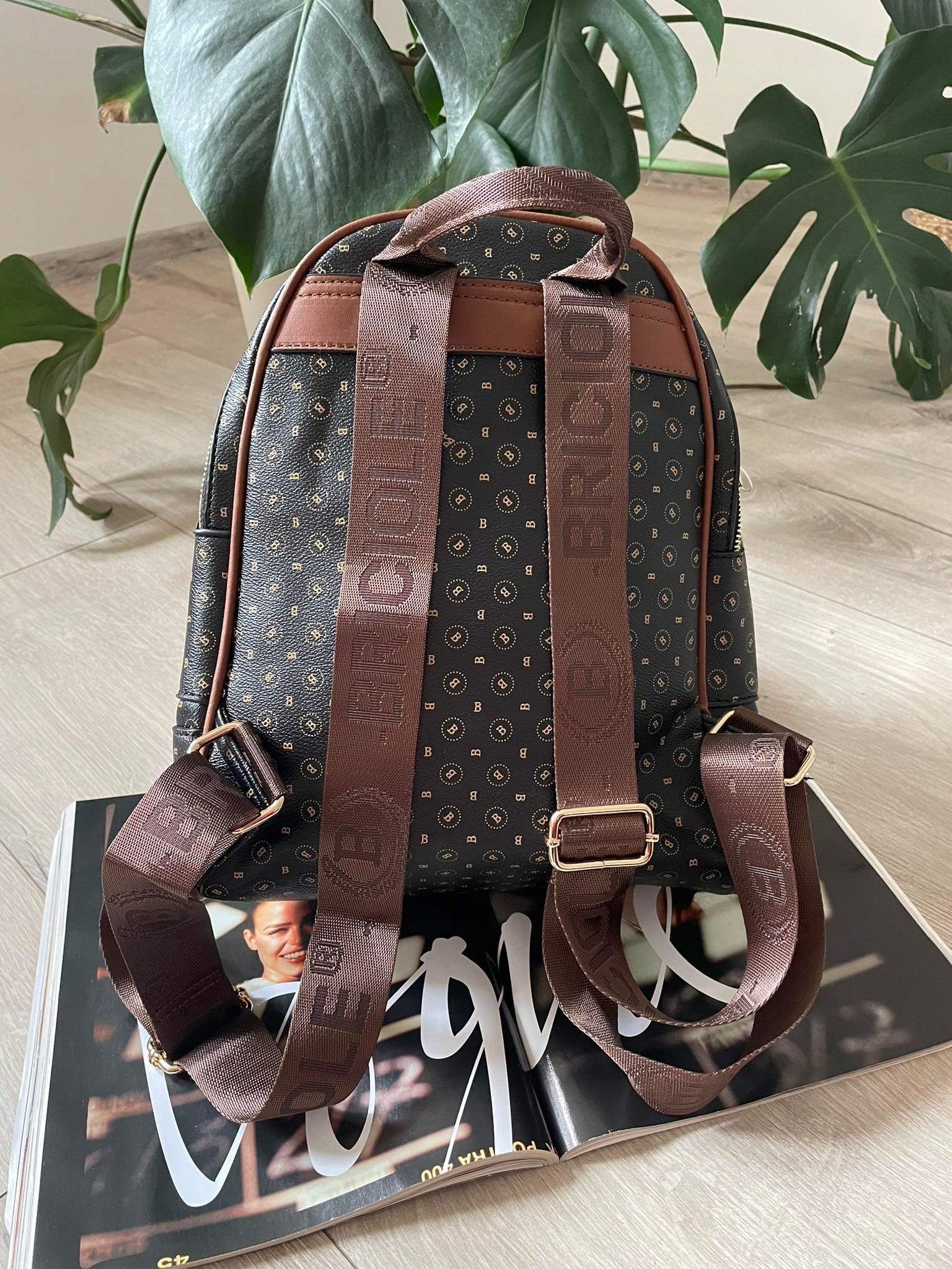 LOGOWANY PLECAK DAMSKI TOREBKA A4 Rodzaj elegancki