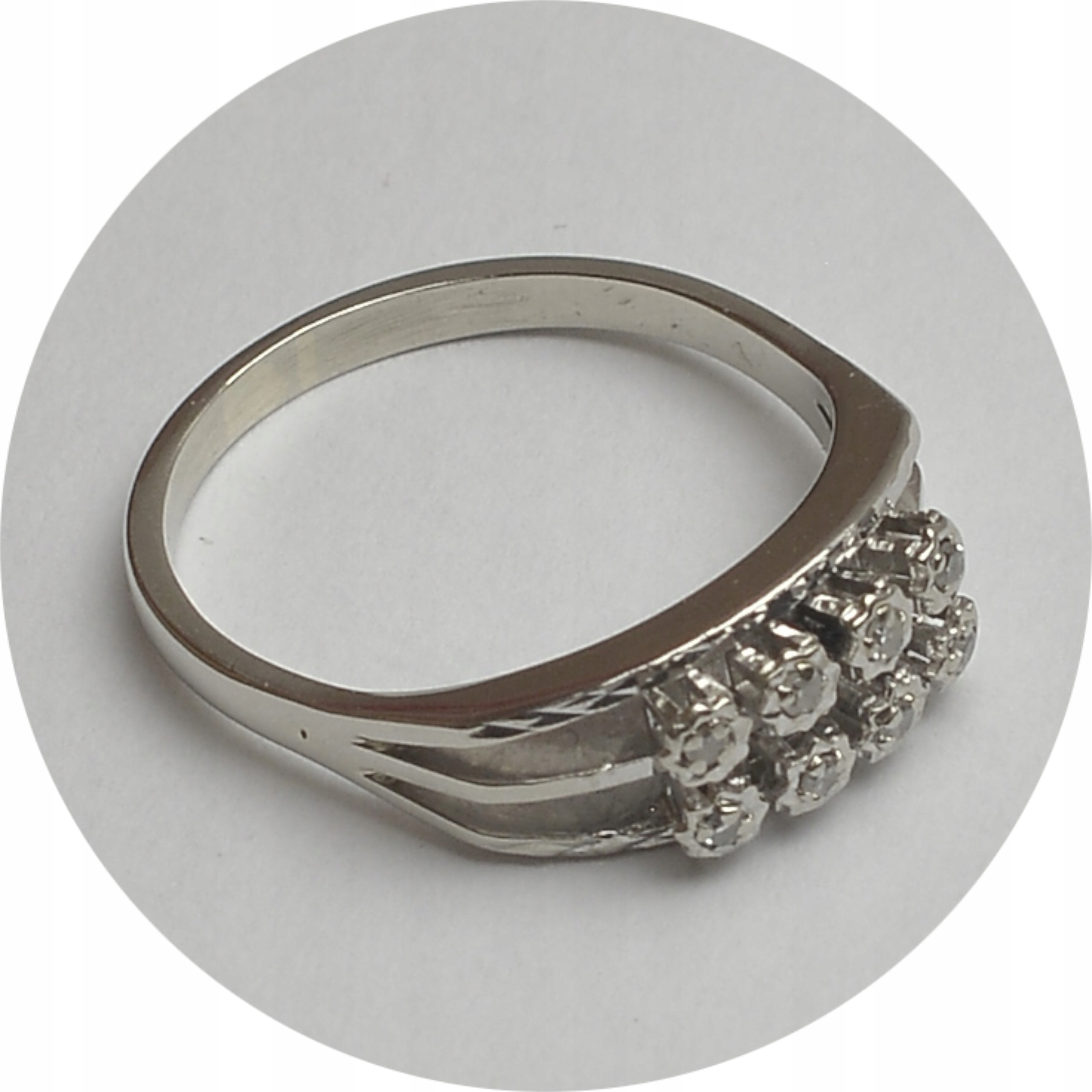 7.edr.ZŁOTY PIERŚCIONEK z BŁYSZCZĄCYMI KAMYKAMI