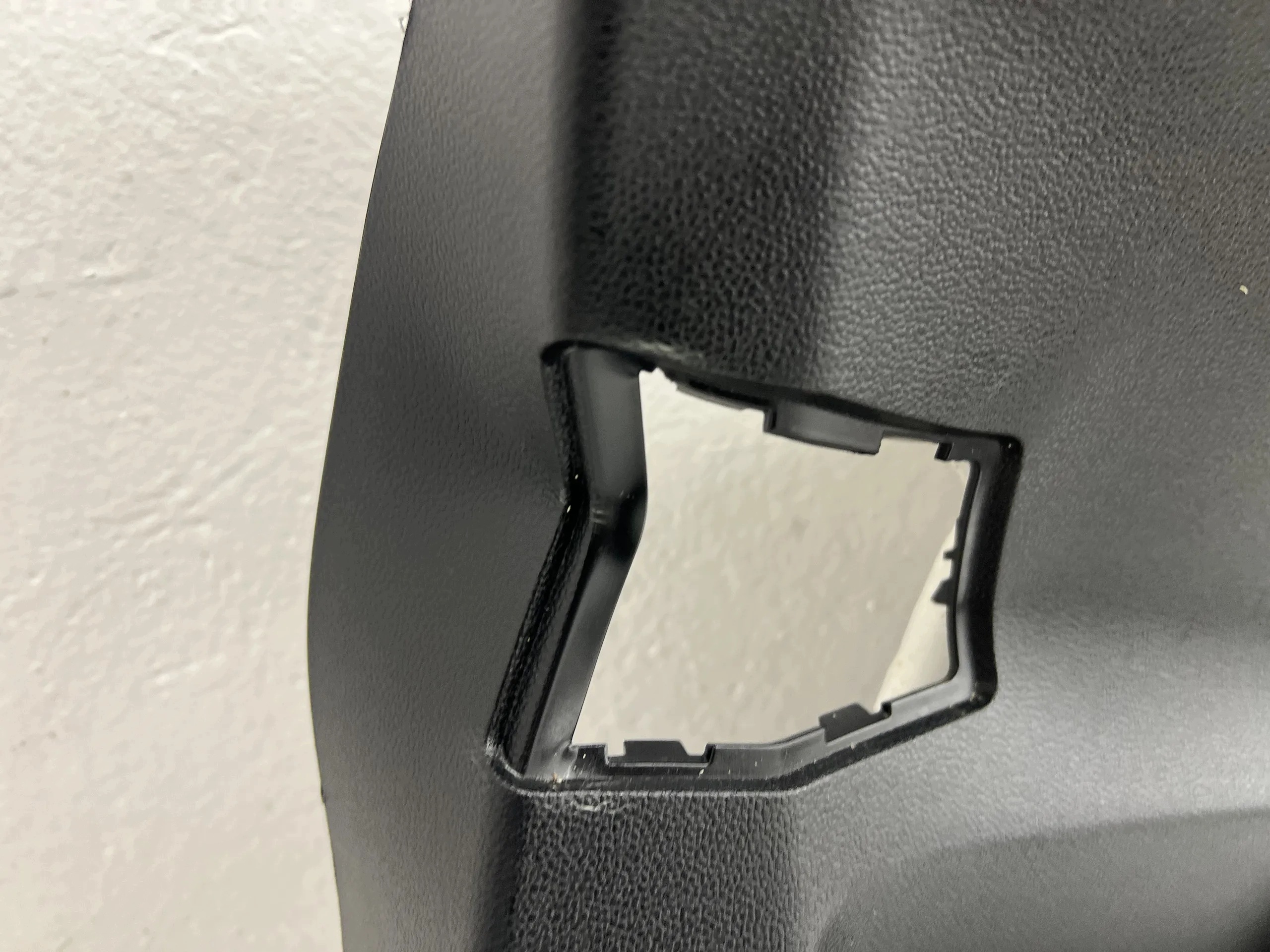 side bonnet boot VW GOLF VIII KOMBI 5H9867601