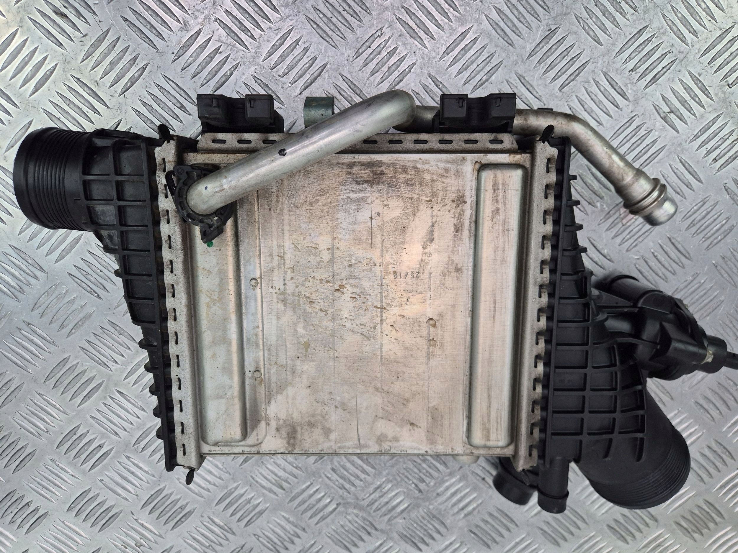 Mercedes C300 W205 2.0 Intercooler A2640905300 M264.920