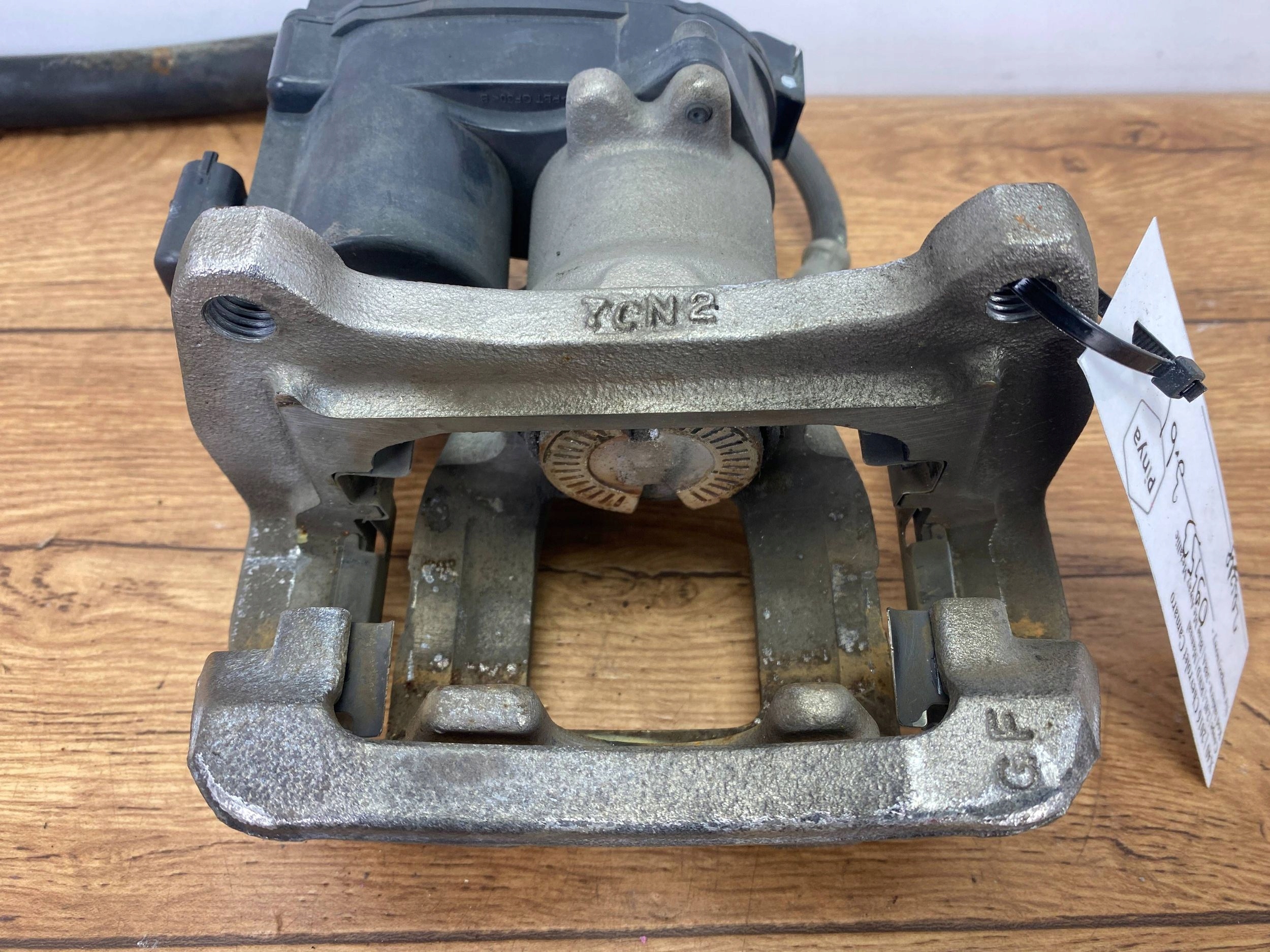 caliper brake rear left Chevrolet Camaro 2016+