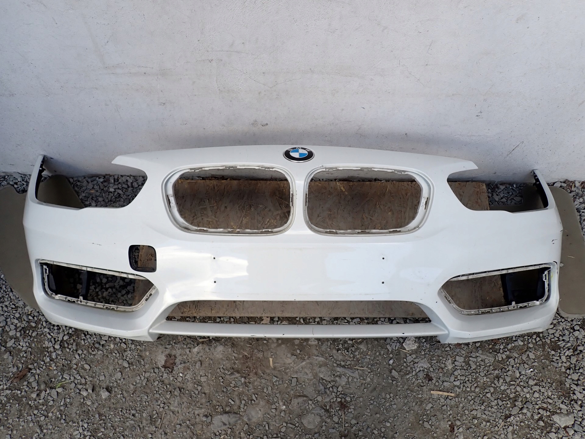 bumper front front BMW 1 and F20 F21 LIFT 2015