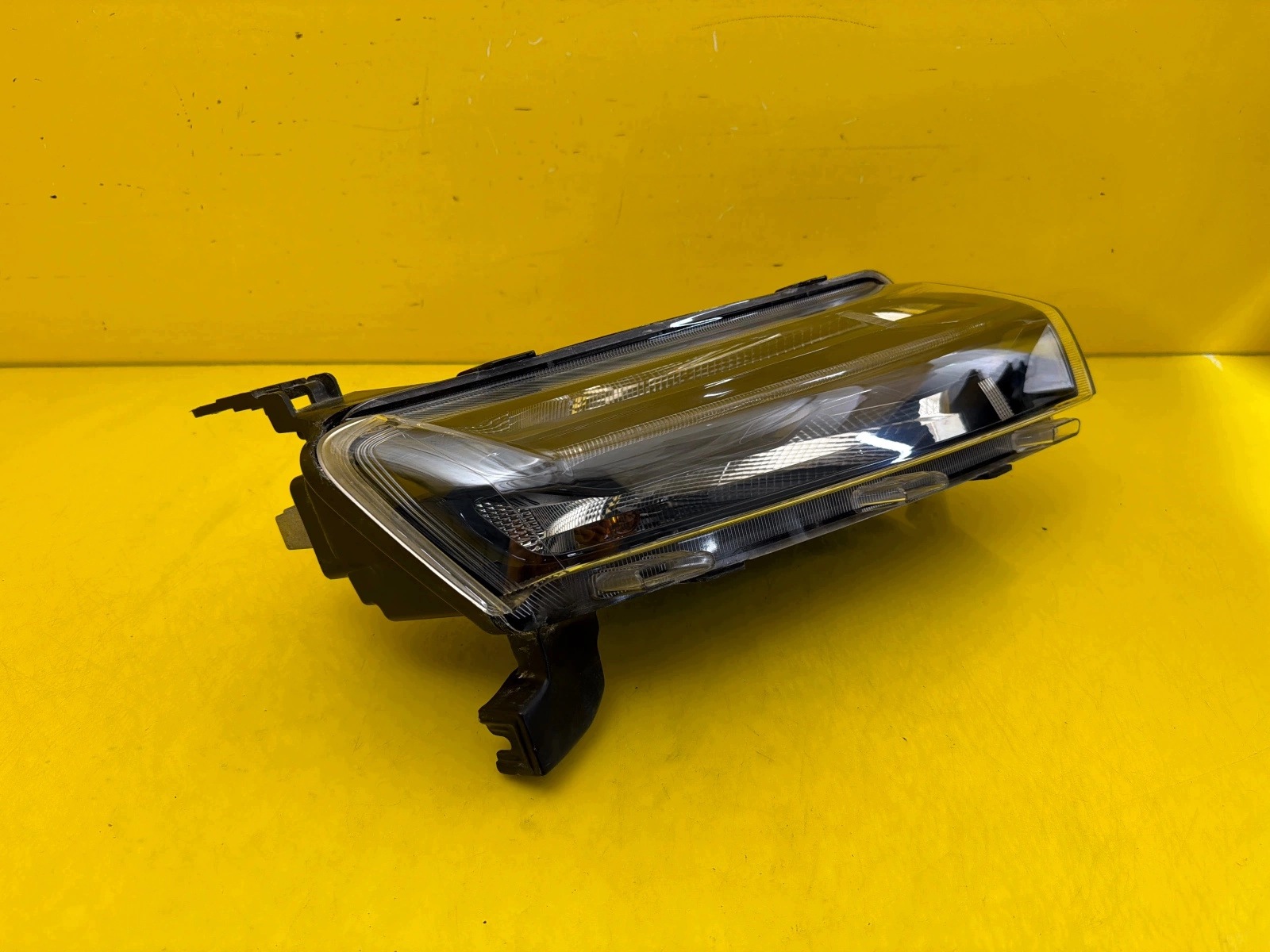 light right Dacia Spring 2020- Led DRL indicator 266008993R