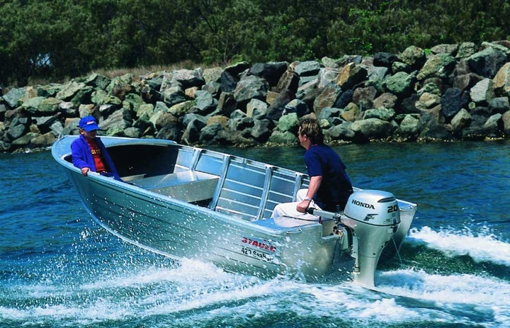 Silnik zaburtowy Honda BF20 - Z PRZEGLĄDEM ZEROWYM Rozruch ręczny