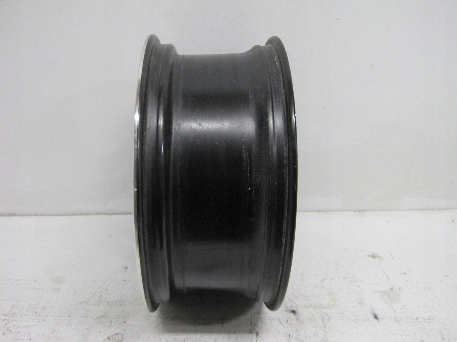 disk R19 5A1E230 BMW X2 U10 U11 637
