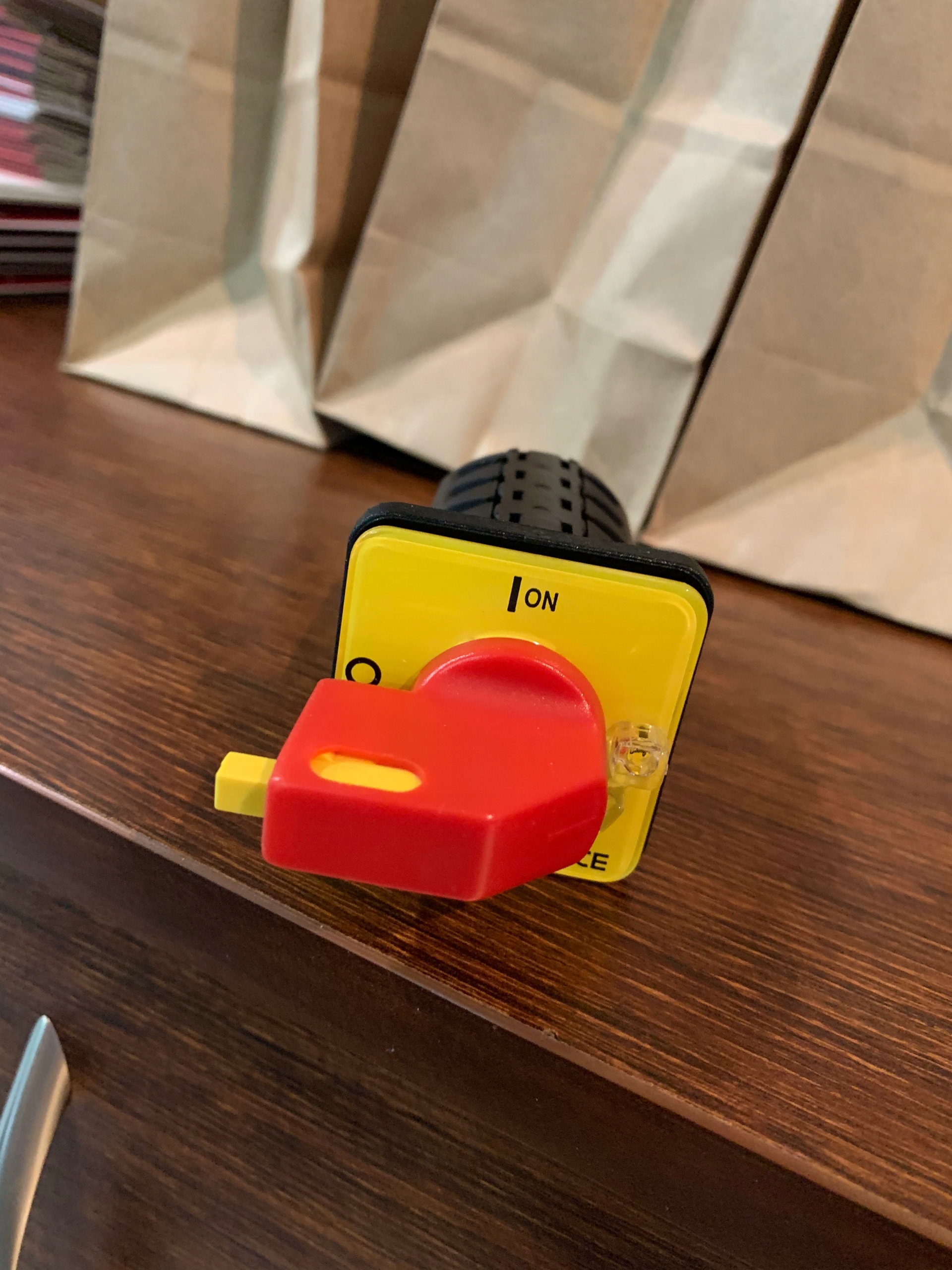 Włącznik wyłącznik główny NORTON CLIPER jumbo MERZ EAN (GTIN) 5450248174387