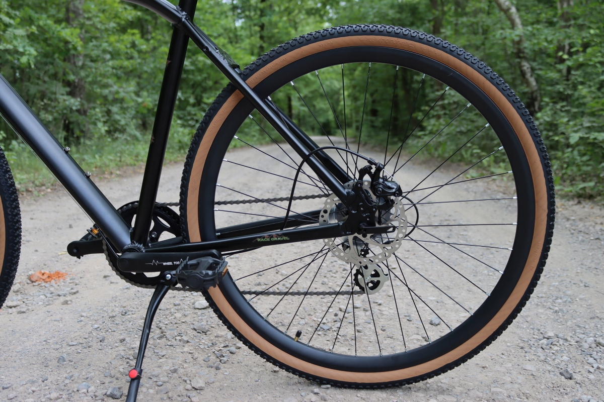 ALUMINIOWY LEKKI ROWER MĘSKI 28 GRAVEL SHIMANO TURYSTYCZNY GRAVELOWY 2024 Hamulce tarczowe mechaniczne