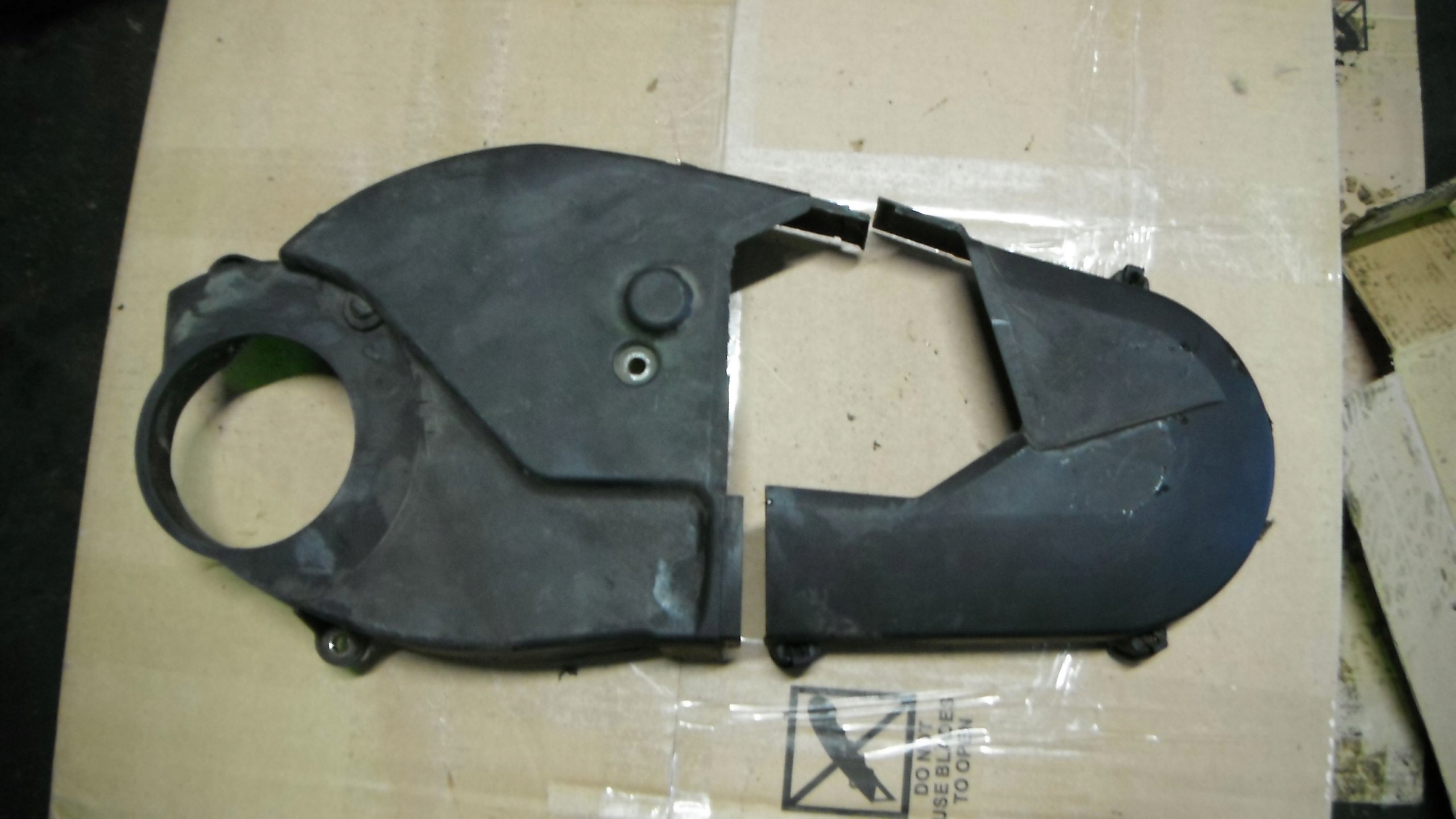 VW POLO 6N0 1.4 94- OBUDOWA OSŁONA ROZRZĄDU