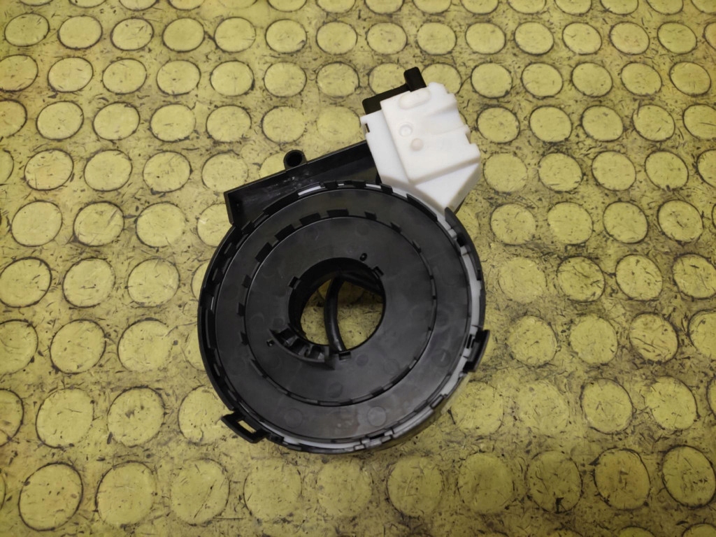 SEAT LEON II ring ZWIJAK 1K0959653C
