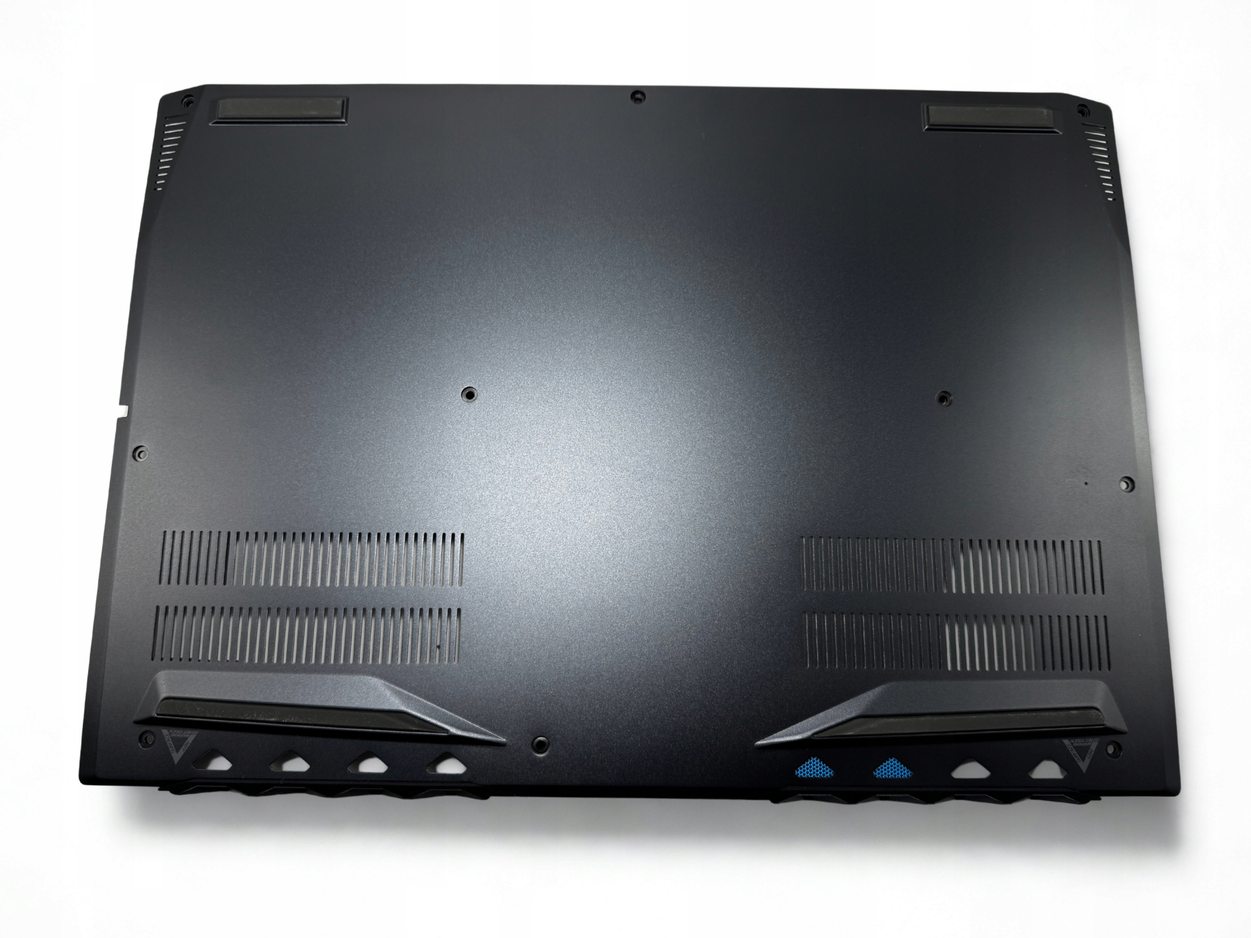 Spodní kryt Acer Predator Triton 500 PT515-52 60.Q6WN1.001