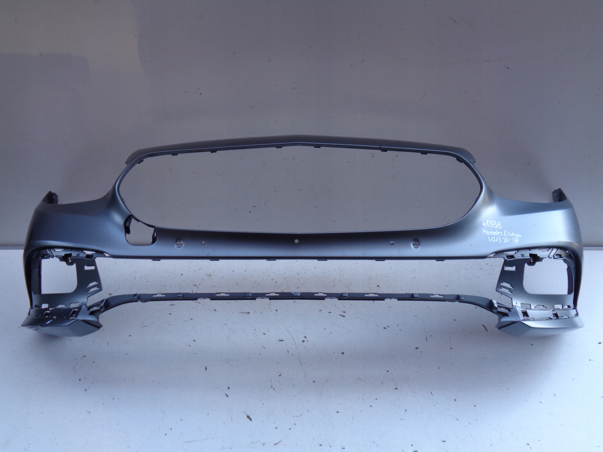 FRONTSTOSSSTANGE MERCEDES E-KLASA W213 20- LIFT NR 41338
