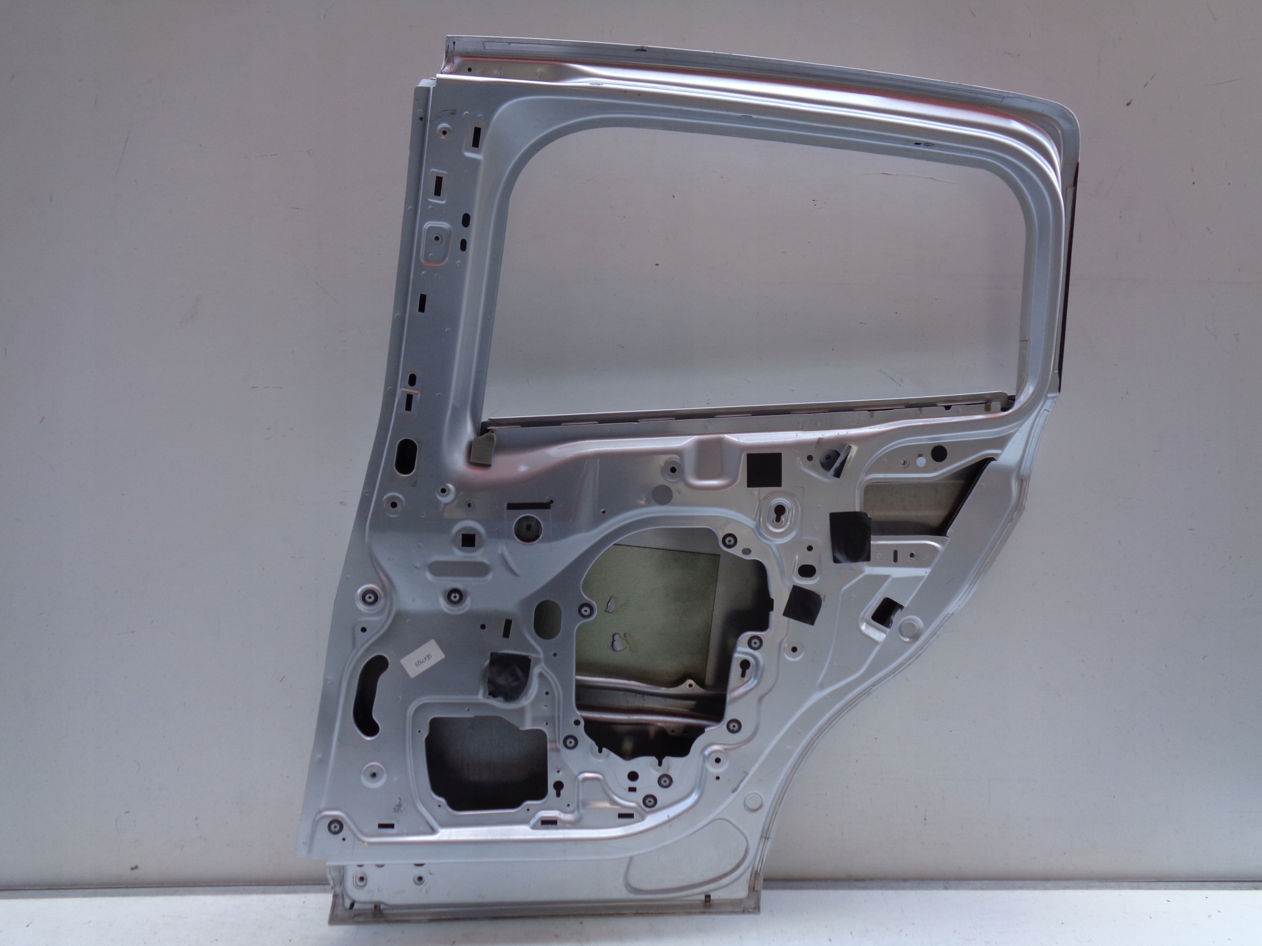 door right rear. sliding FORD B-MAX 13- NR 40886