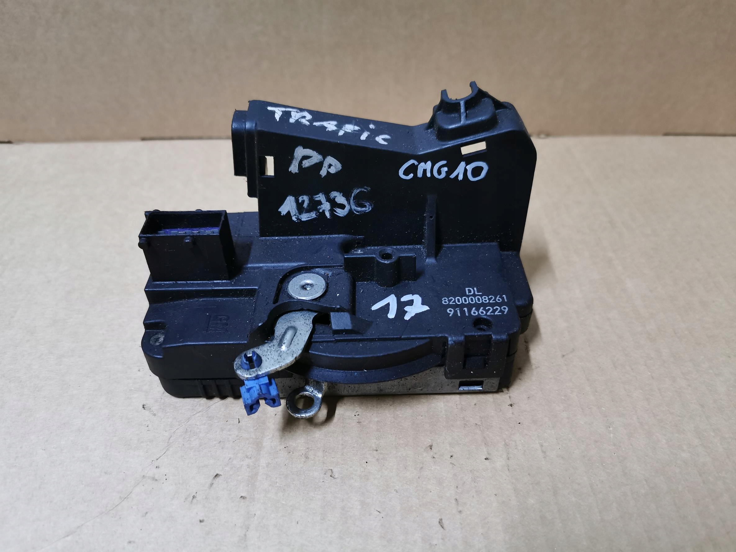lock door right front RENAULT TRAFIC II 01-14