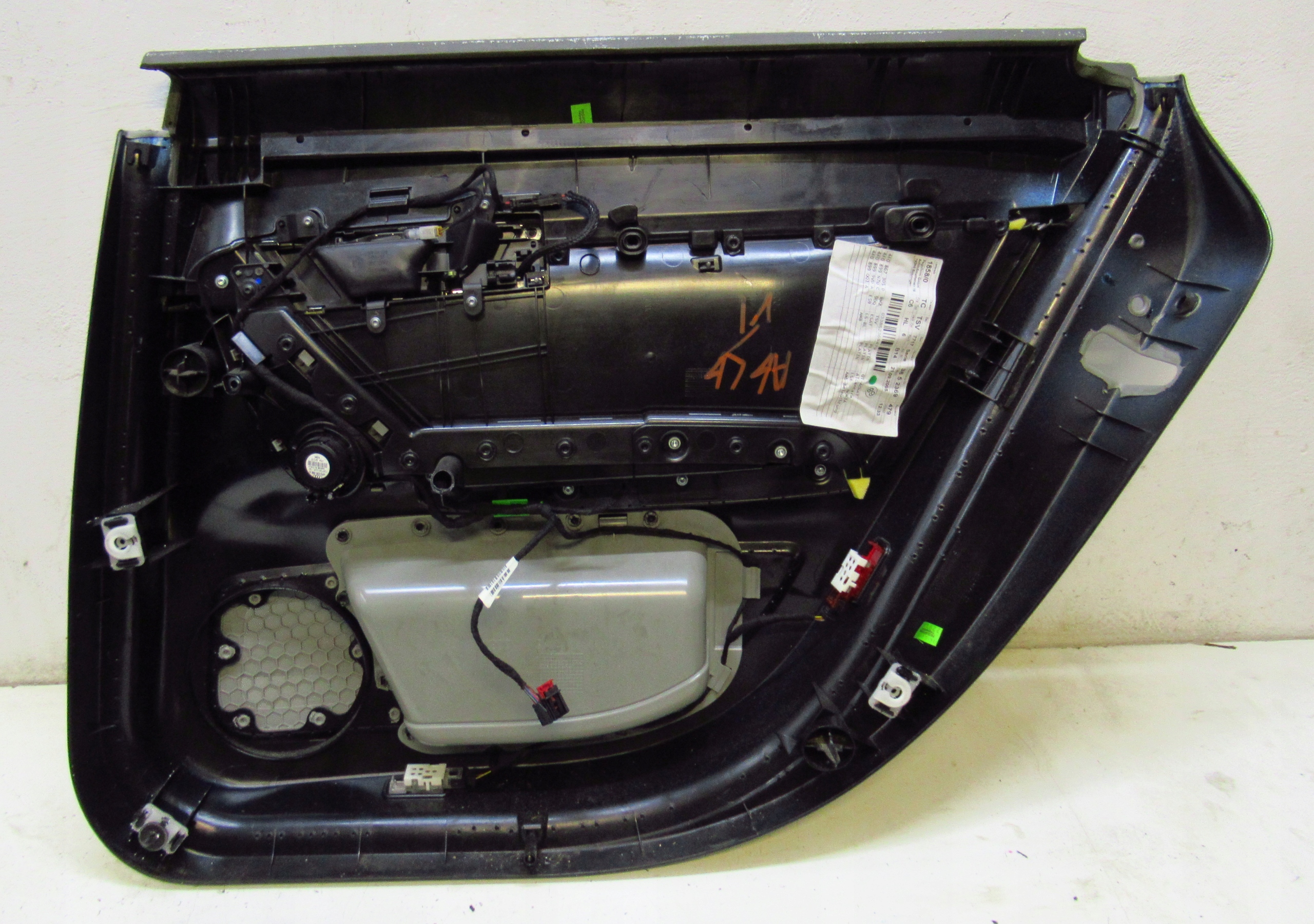 AUDI A6 C6 side upholstery door left rear part