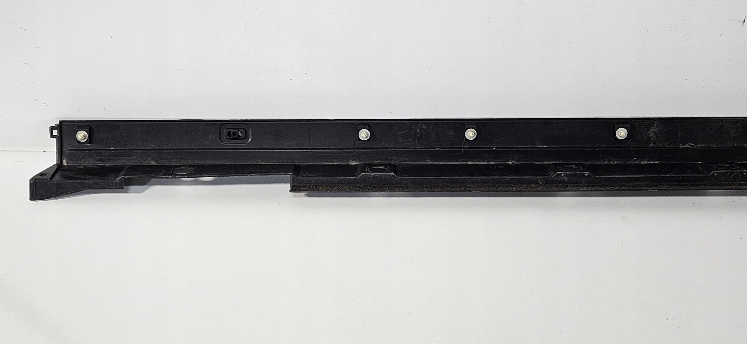 moulding threshold left LEXUS UX UX250H 75860-76030