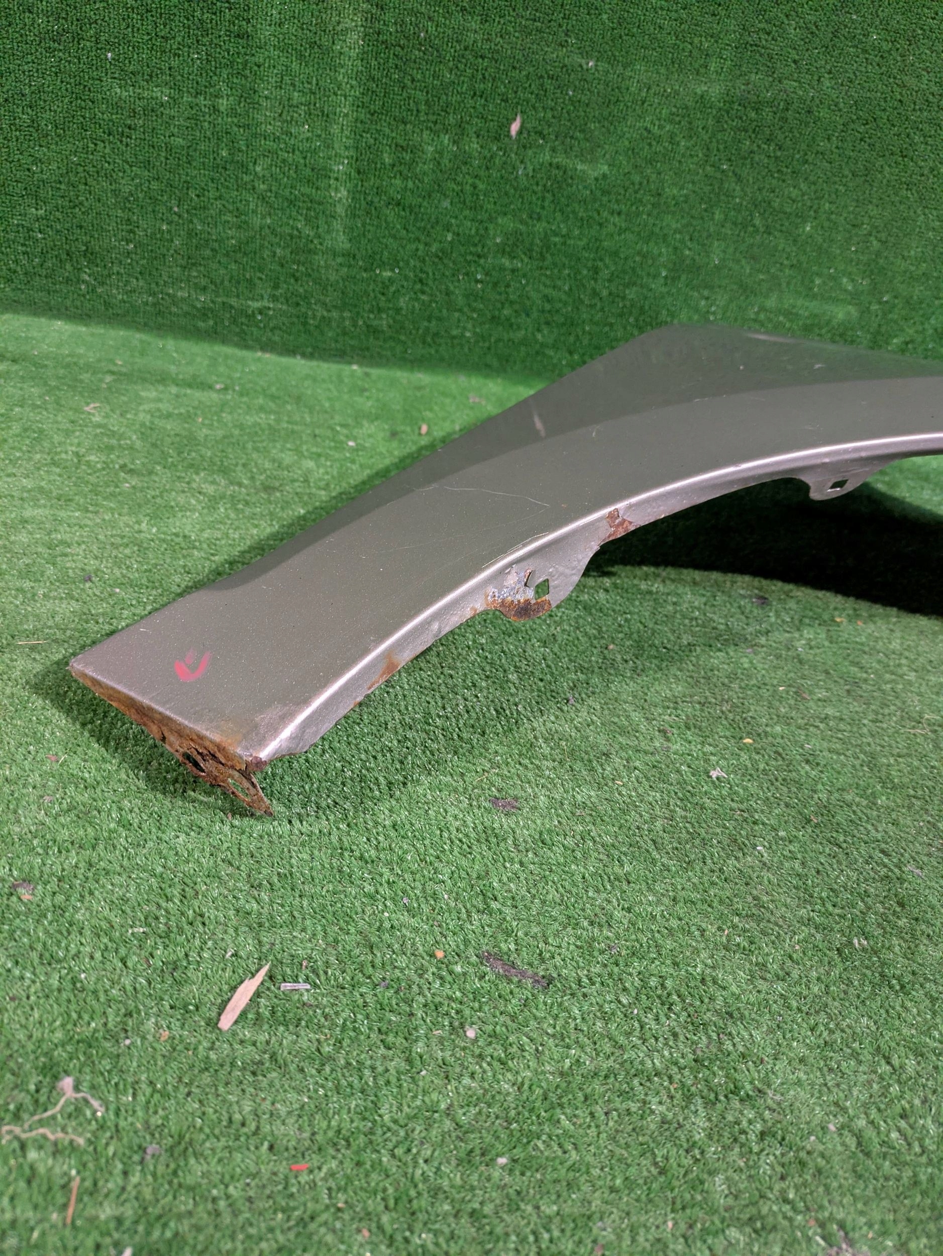 fender front right front SKODA RAPID SEAT TOLEDO IV 12- NR.122