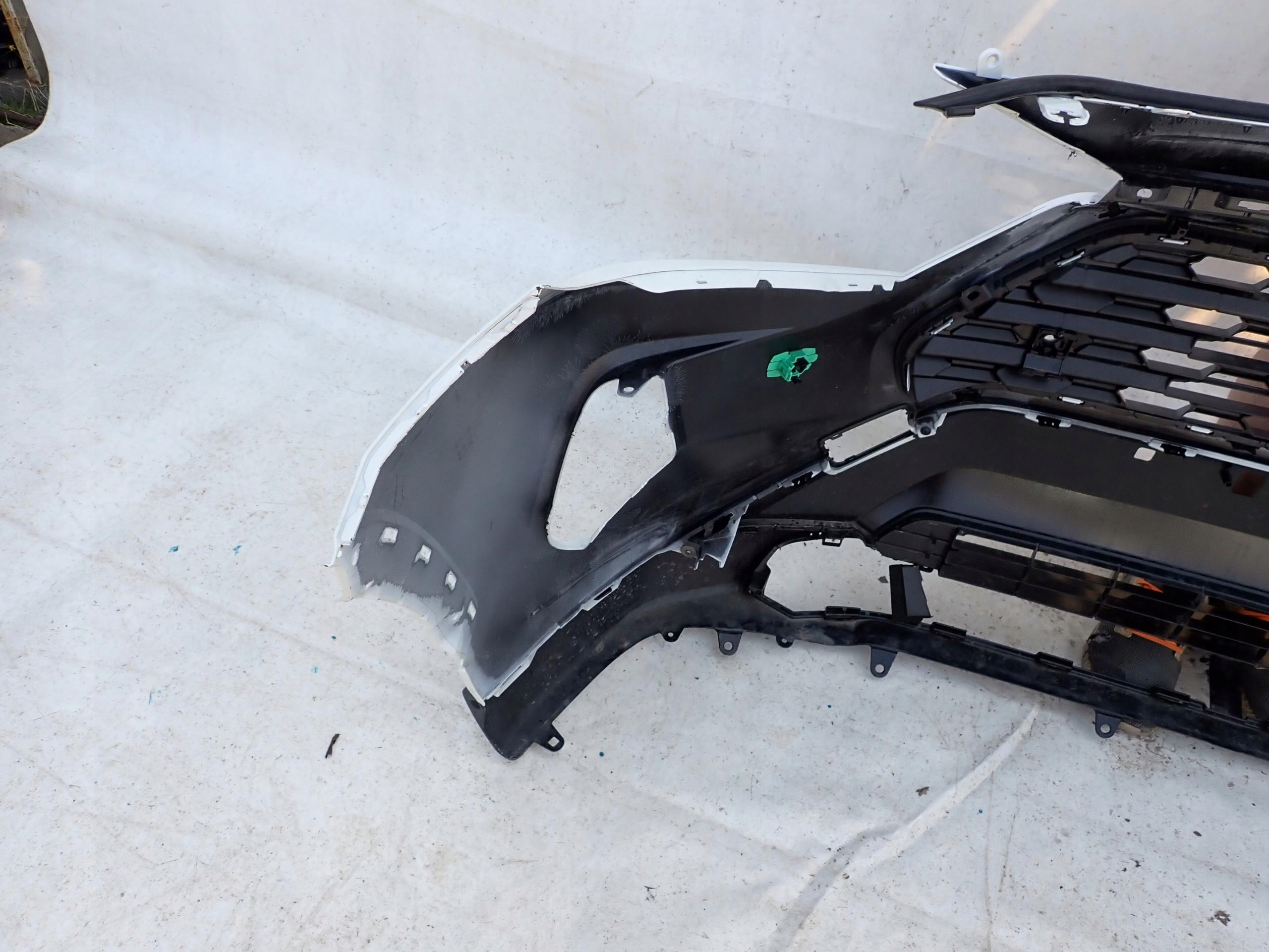 TOYOTA RAV4 V 19- bumper front front PDC SPR
