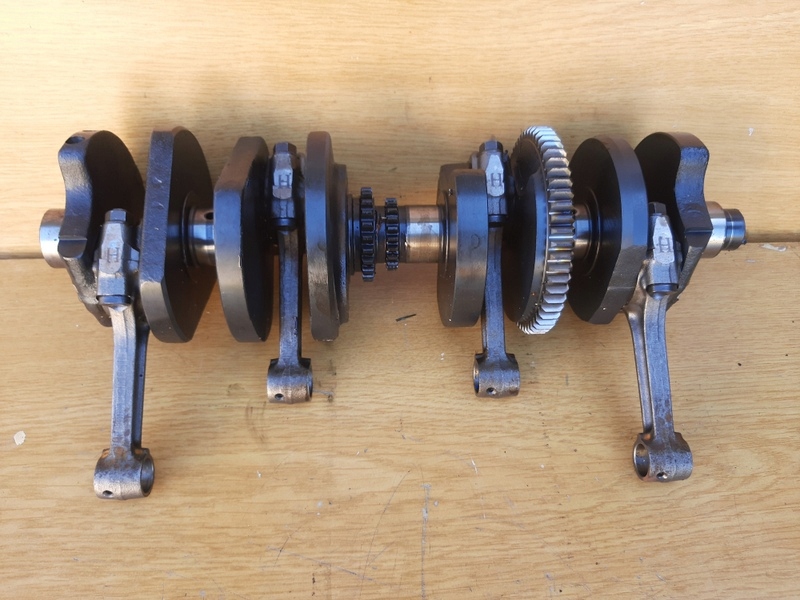 КОЛІНЧАСТИЙ ВАЛ + ШАТУНИ KAWASAKI GPX 750