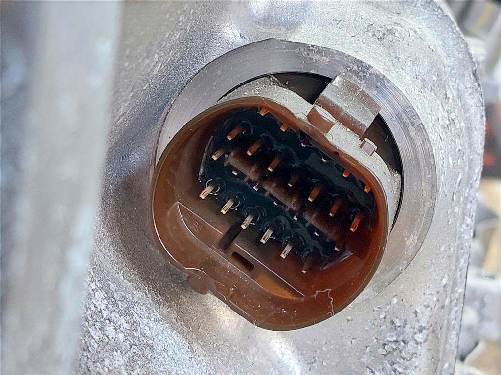 Skrzynia biegów Ford Ranger RAPTOR 2,0 TDCI JB3P-7000-ZE Numer katalogowy oryginału ZE160