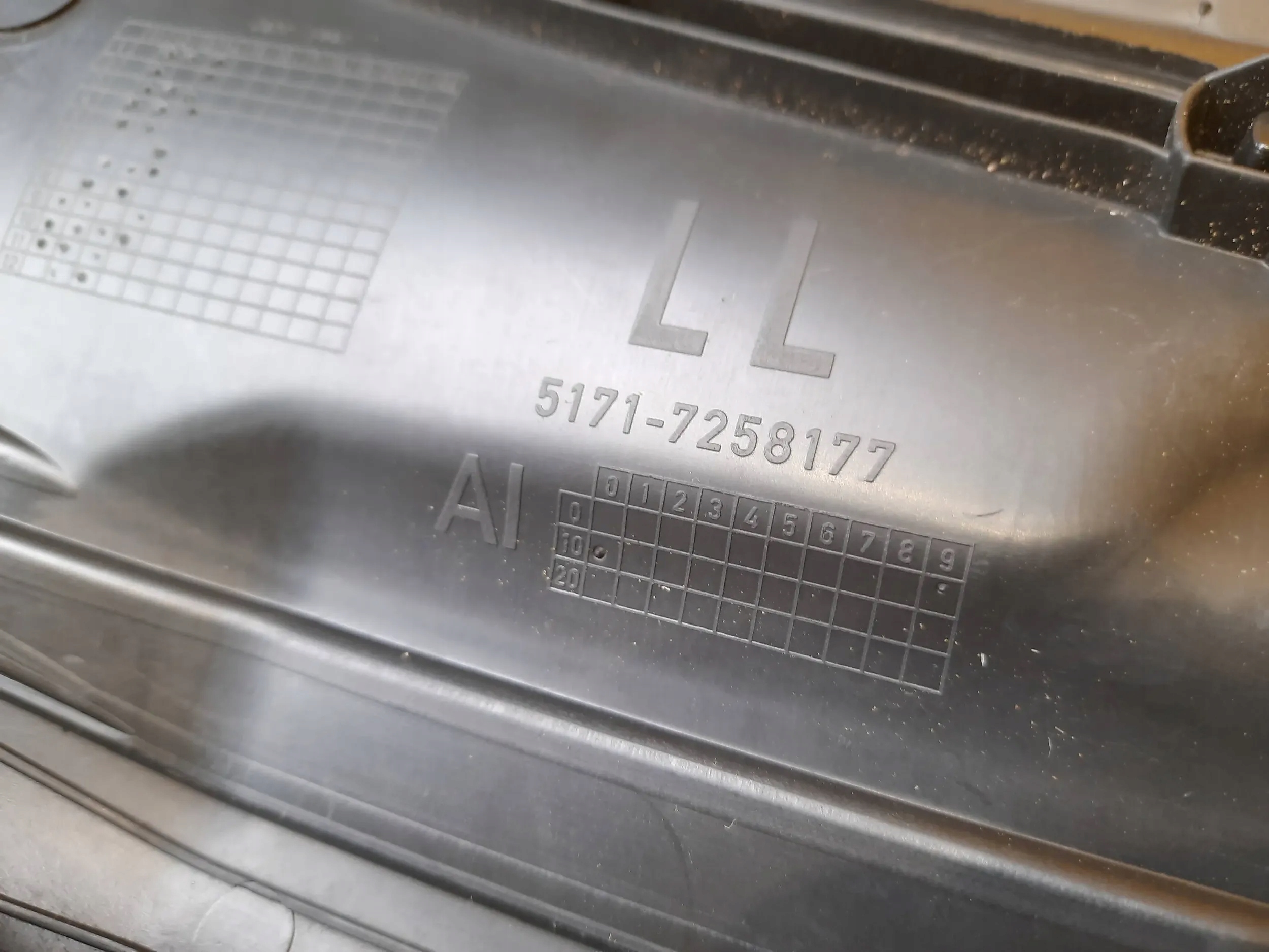 BMW 3 F30 F31 PODSZYBIE KOMPLETNE 7258177 Typ samochodu Samochody osobowe