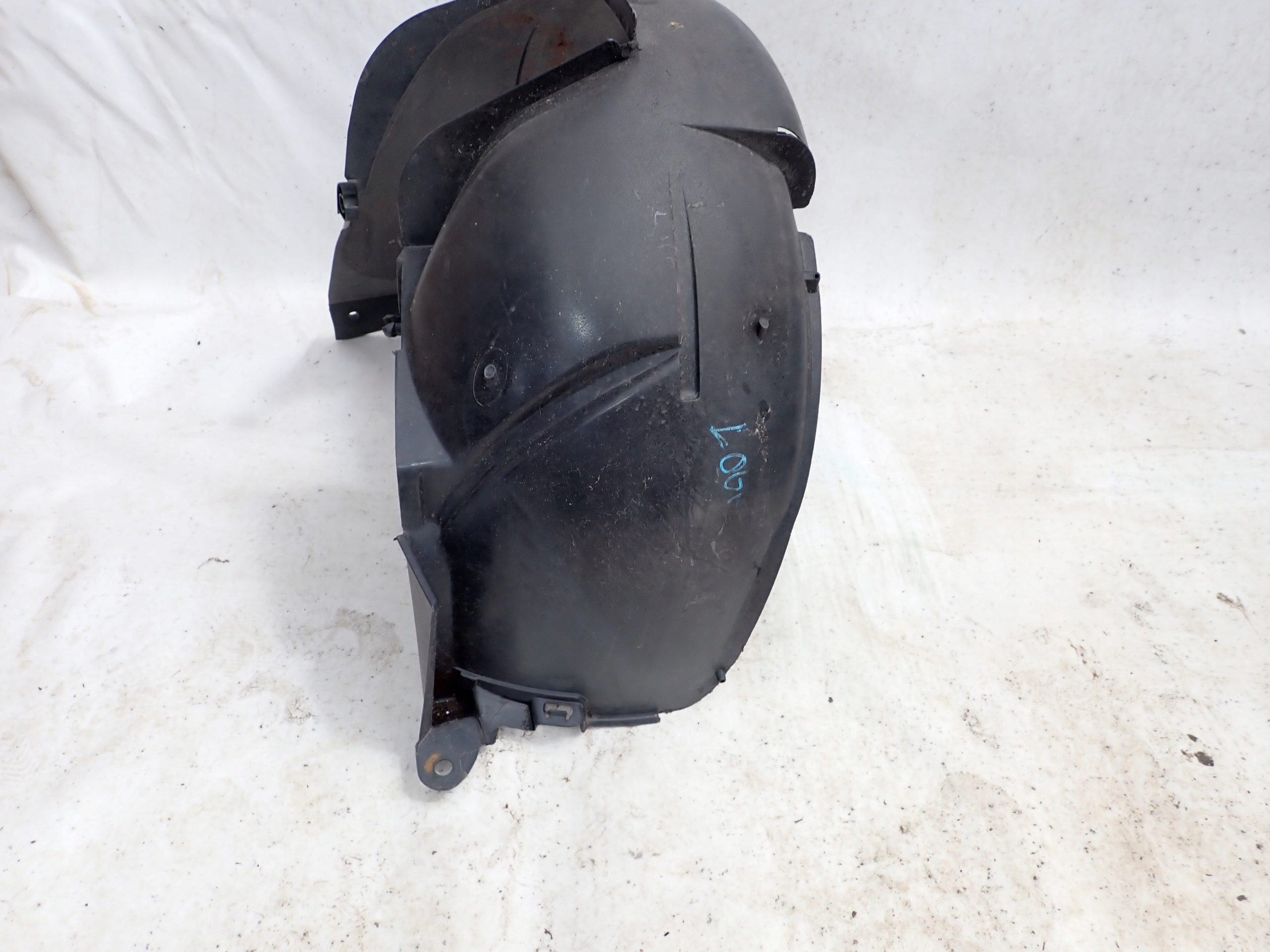 DACIA LOGAN SANDERO II 12- mudguard left front