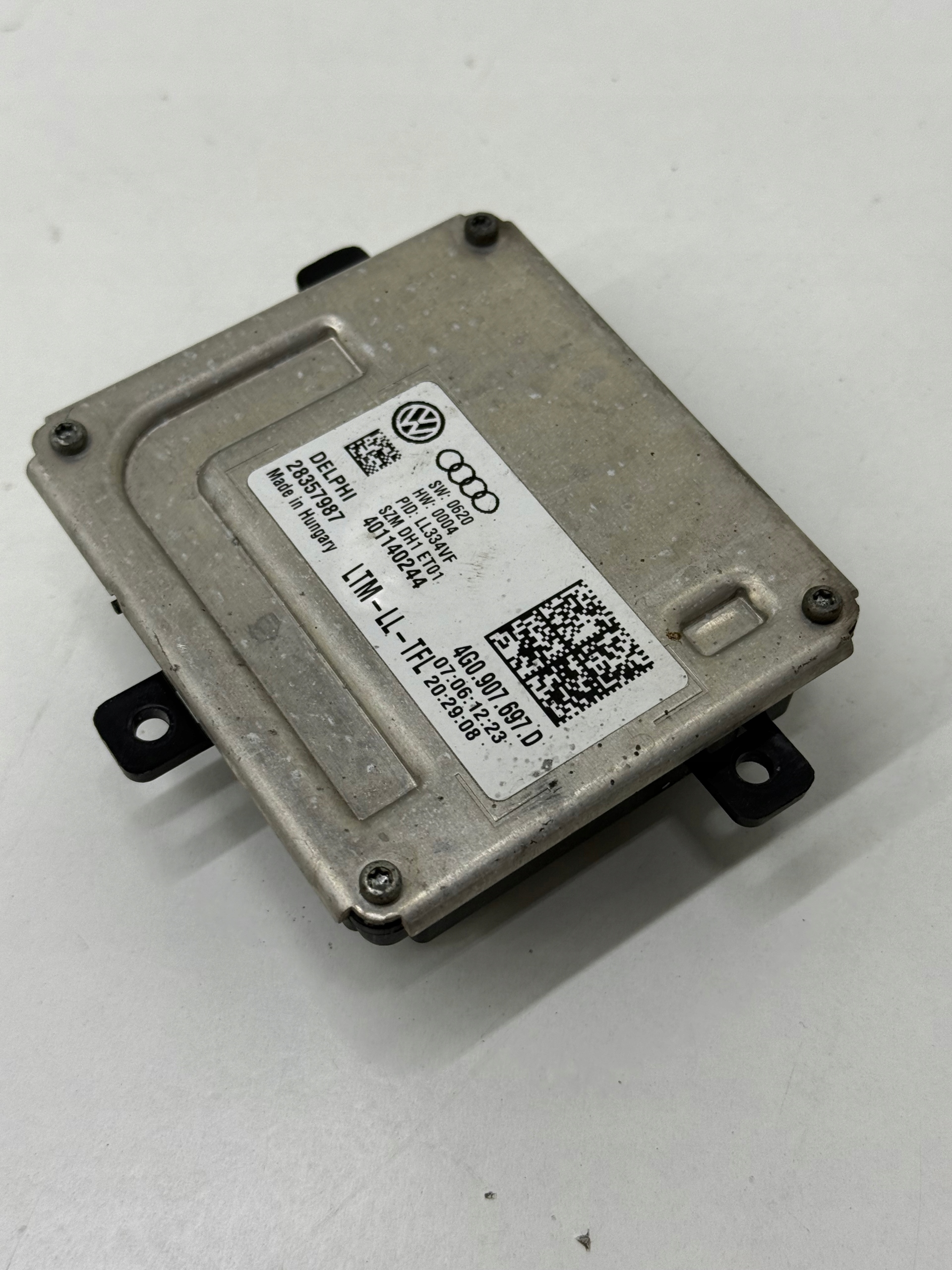 AUDI A4 B8 A5 8T A6 C7 control unit module lights LED XENON SPRAWNA!
