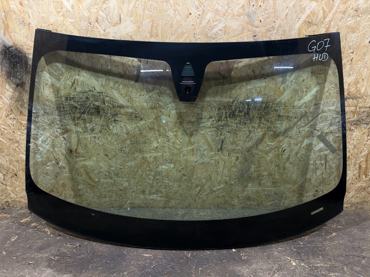 IDEALNA window iron front front BMW X7 G07 KAMERA HEADUP 1