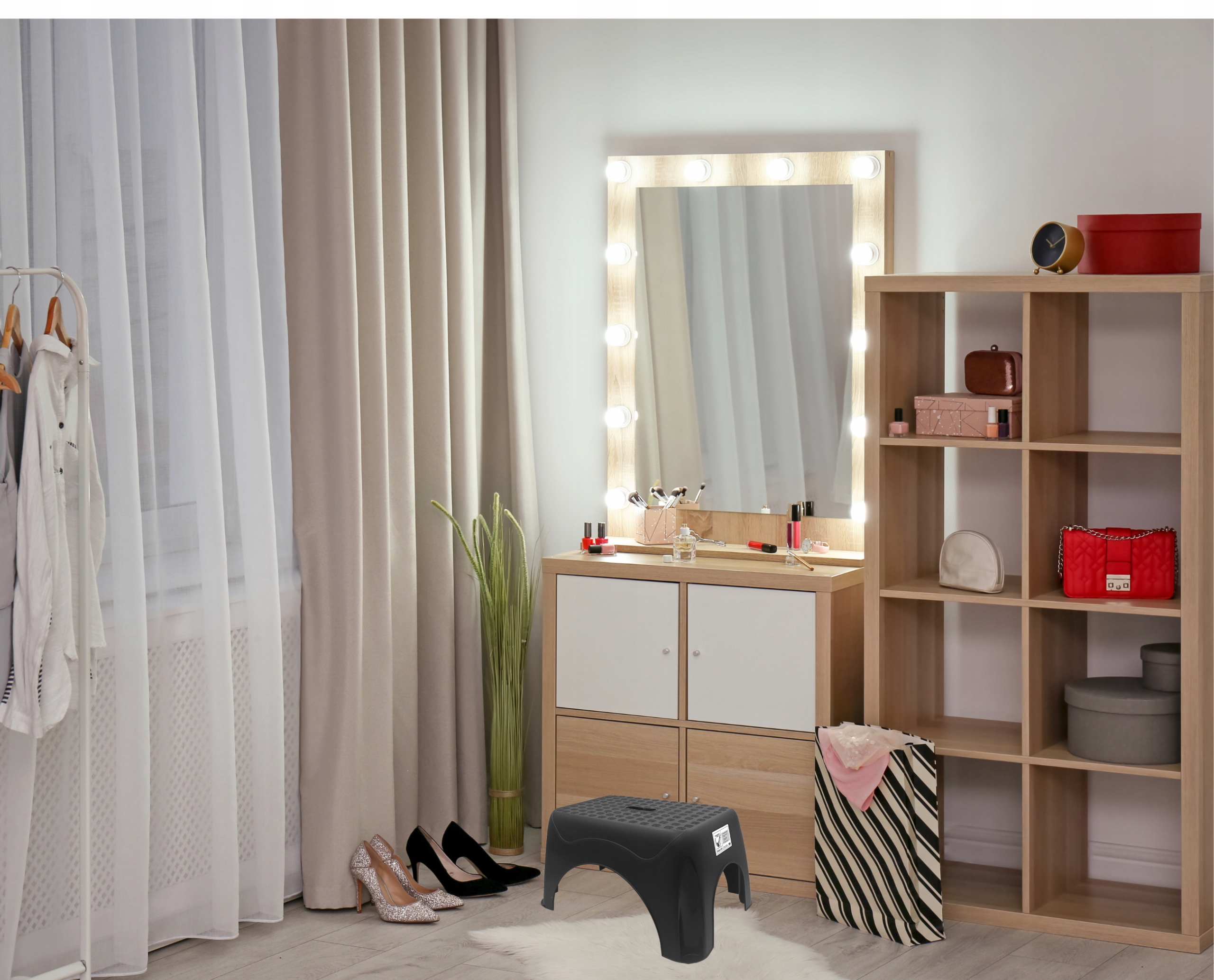 STOŁEK TABORET PRYSZNICOWY DO WANNY POD PRYSZNIC Waga 1 kg