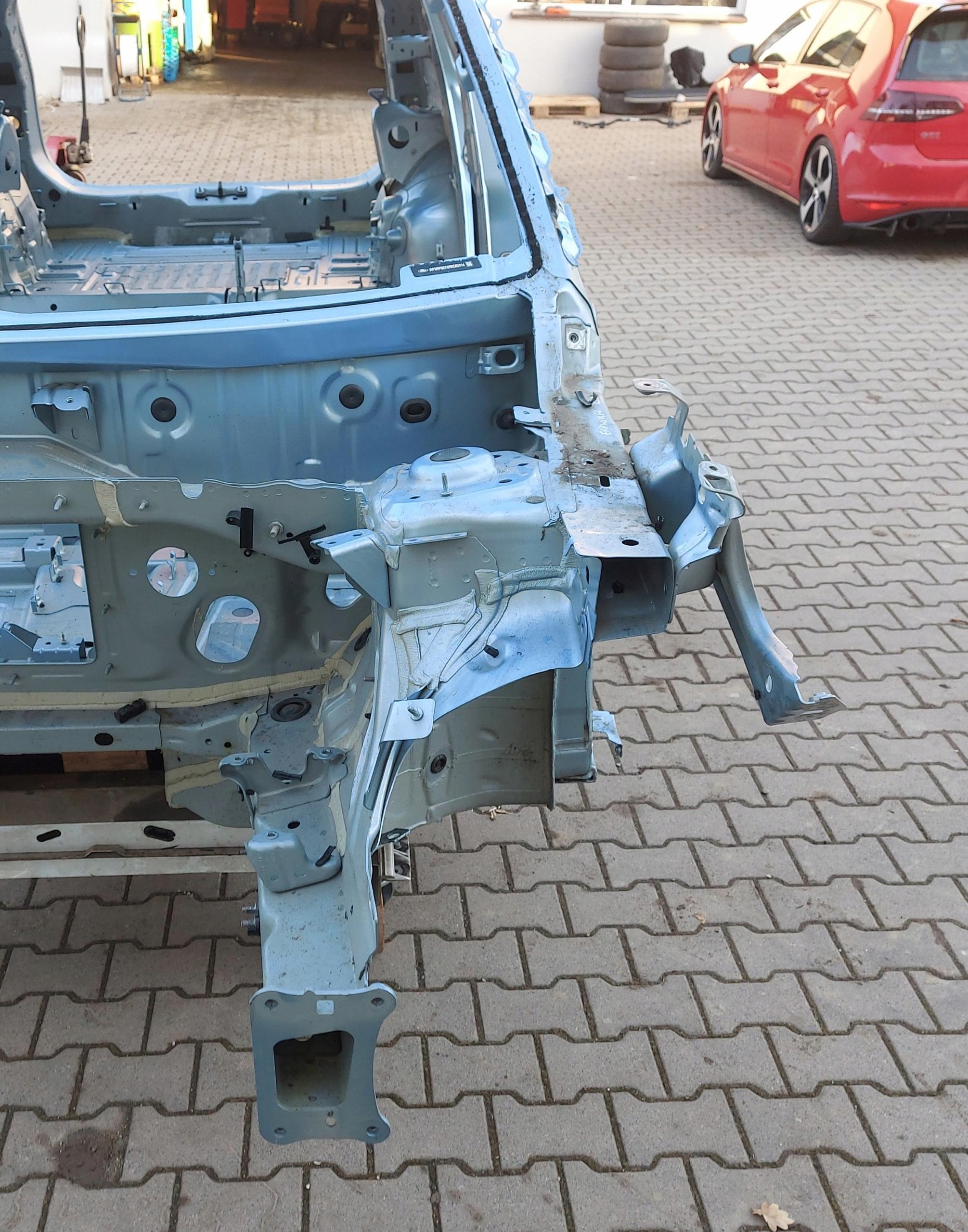 Ford Explorer VII R2KB quarter quarter left front